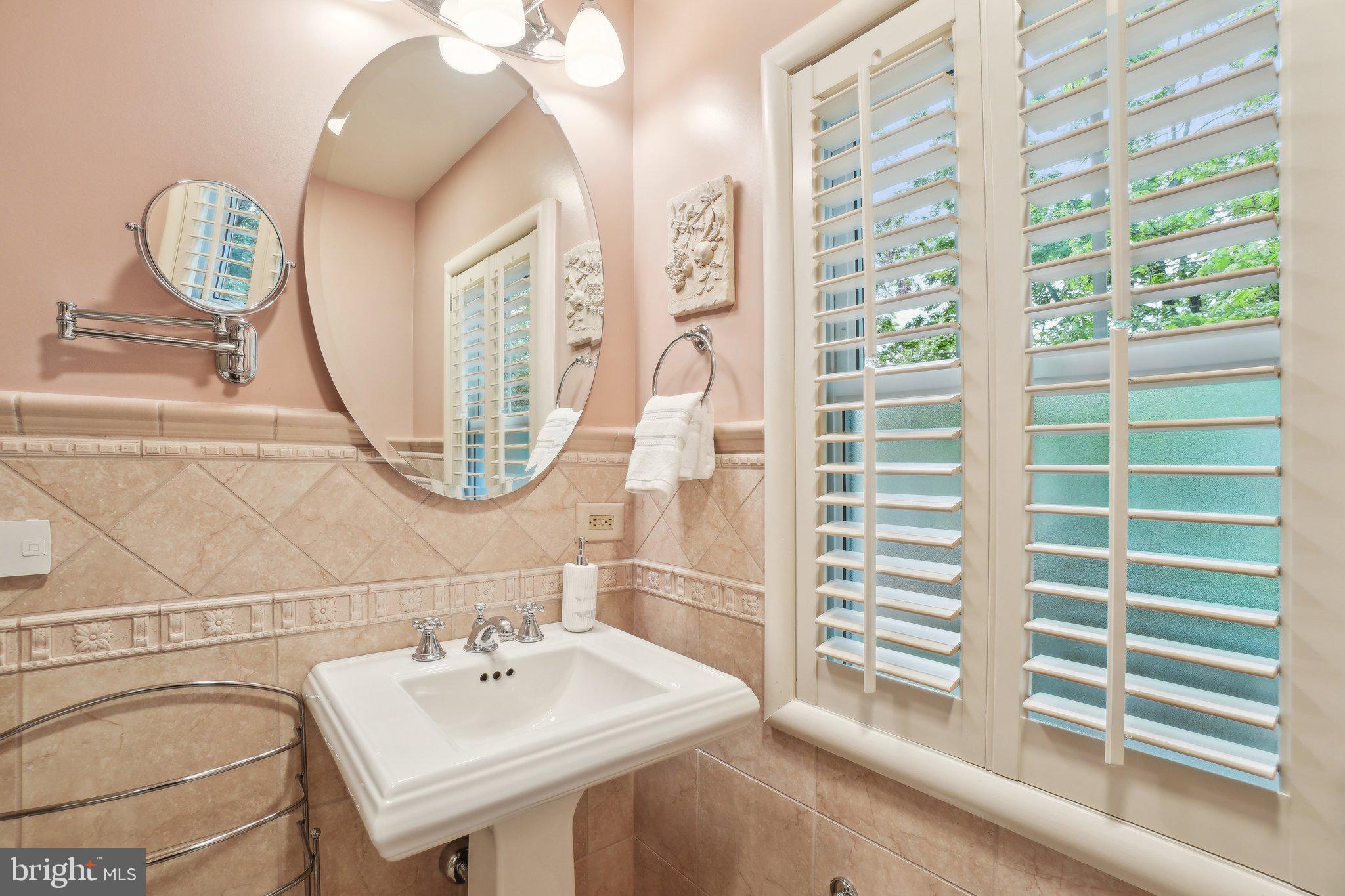 CLUB MANOR ESTATES - Residential