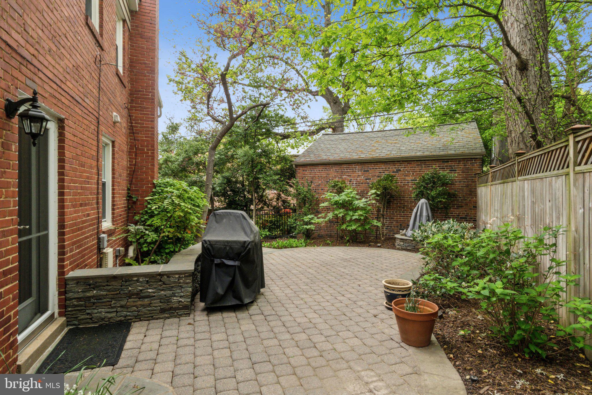 CLUB MANOR ESTATES - Residential