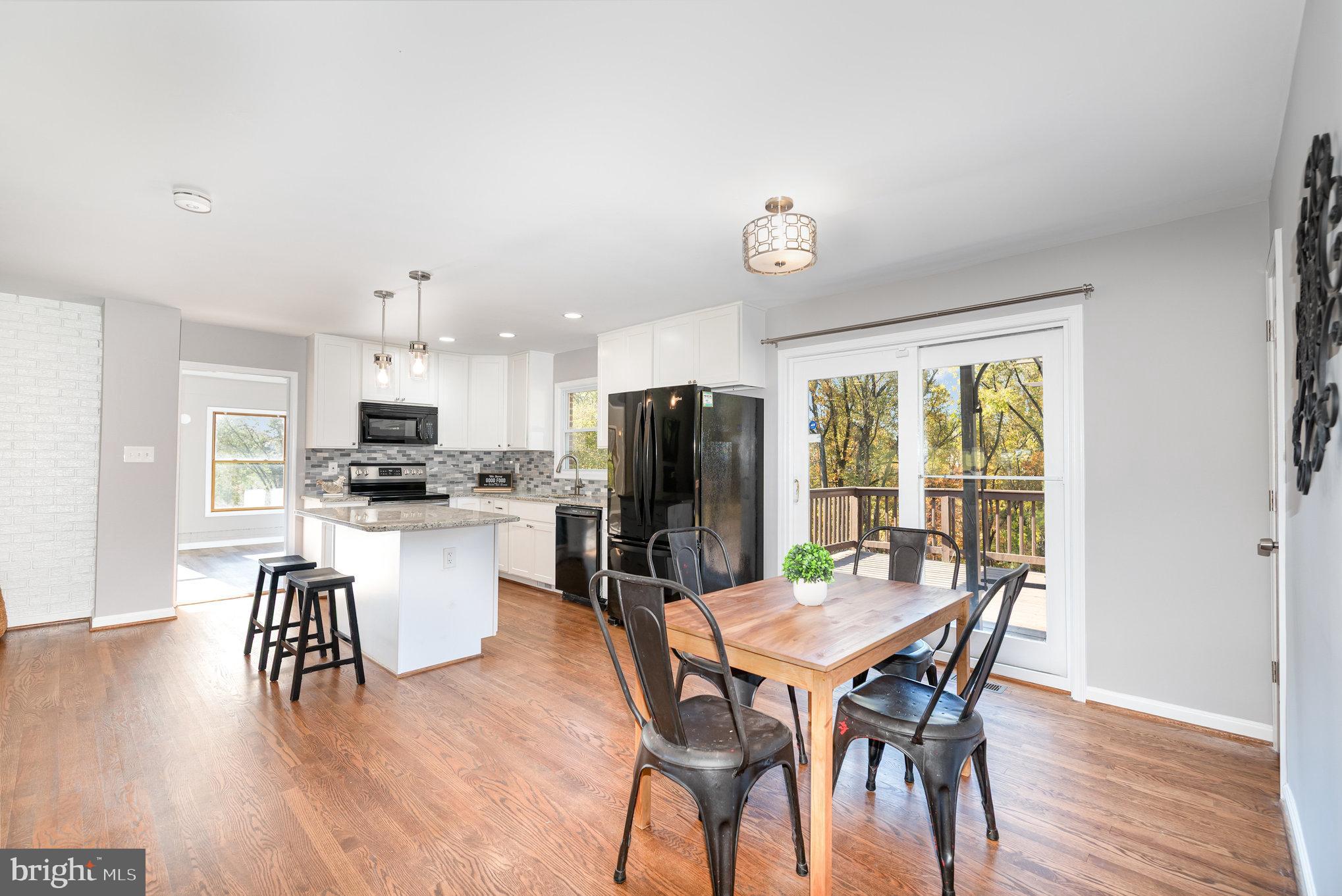 CHARLES MANOR - Residential