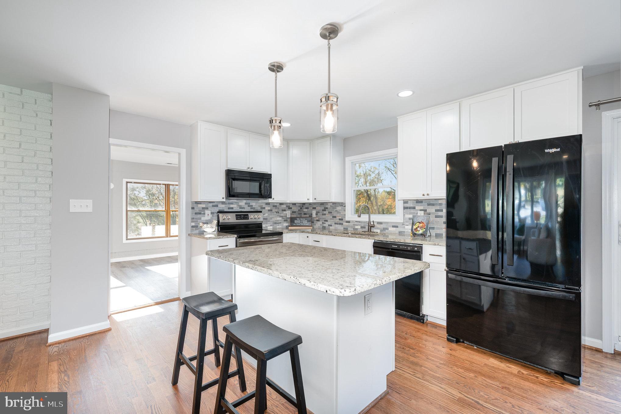 CHARLES MANOR - Residential