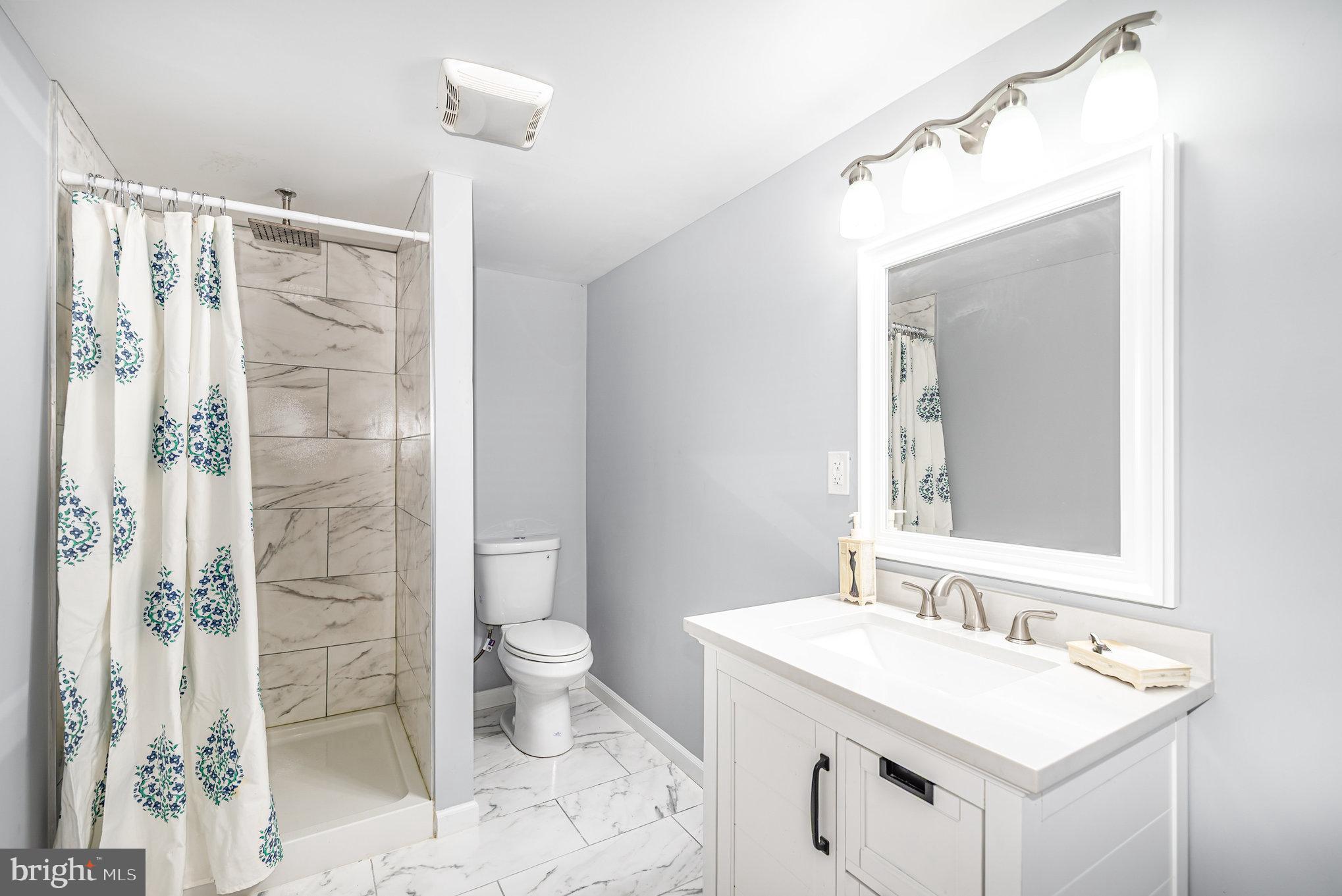 CHARLES MANOR - Residential