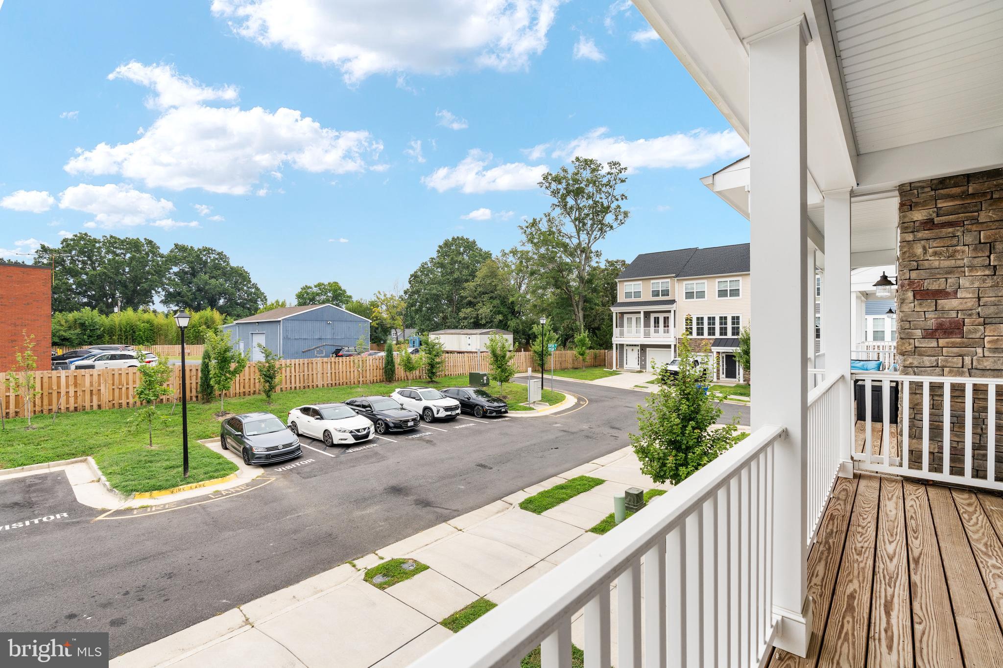 ROSELAND TOWNHOMES - Residential Lease