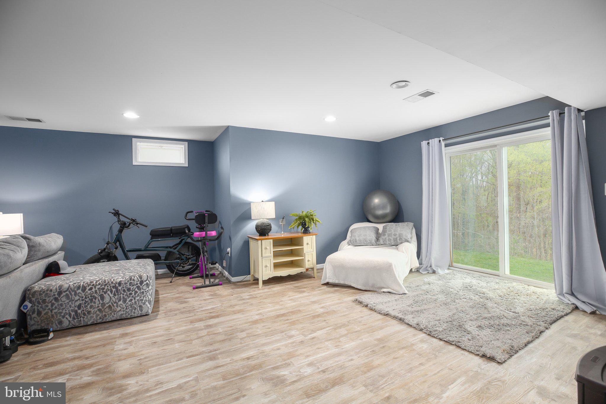 VILLAGE OF IDLEWILD - Residential