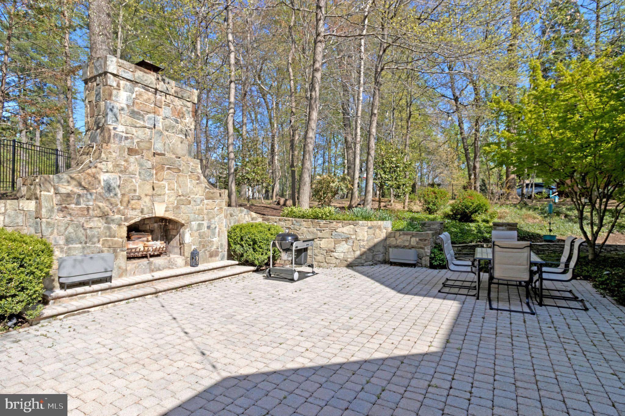 THE RESERVE - Residential