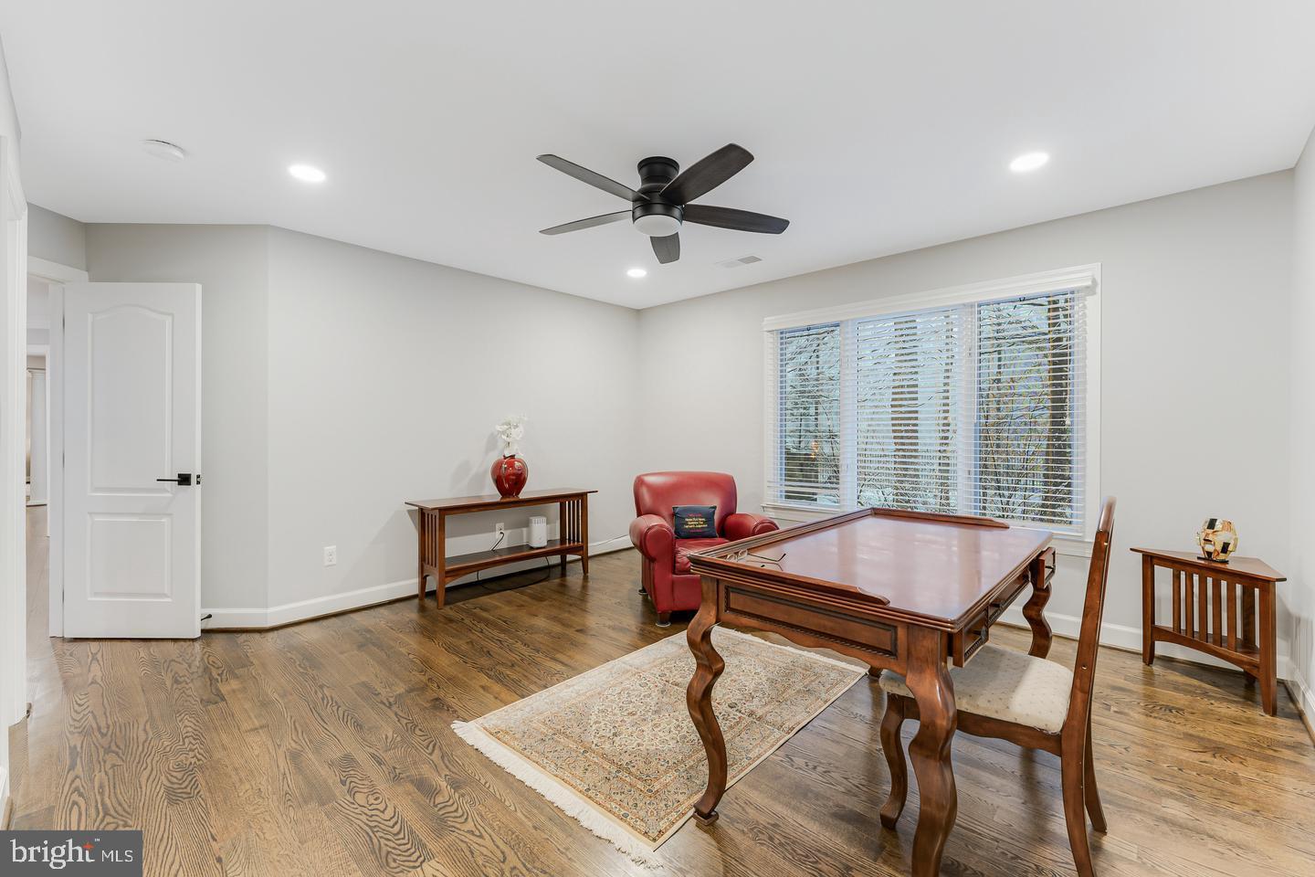 THE RESERVE - Residential