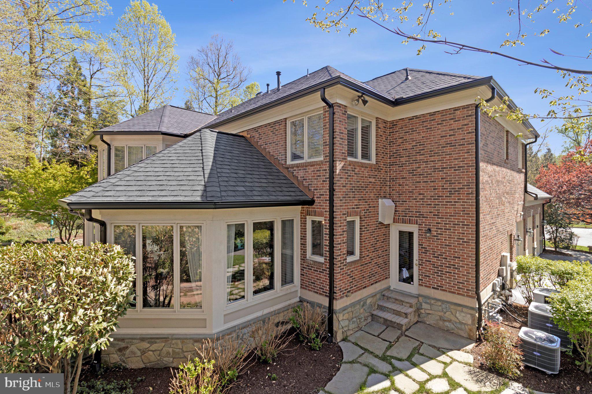 THE RESERVE - Residential