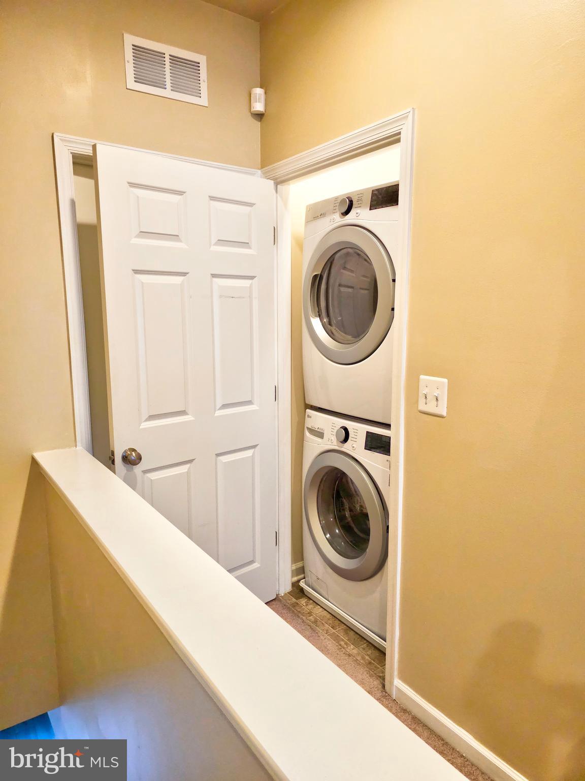 OAKWOOD VILLAGE - Residential Lease