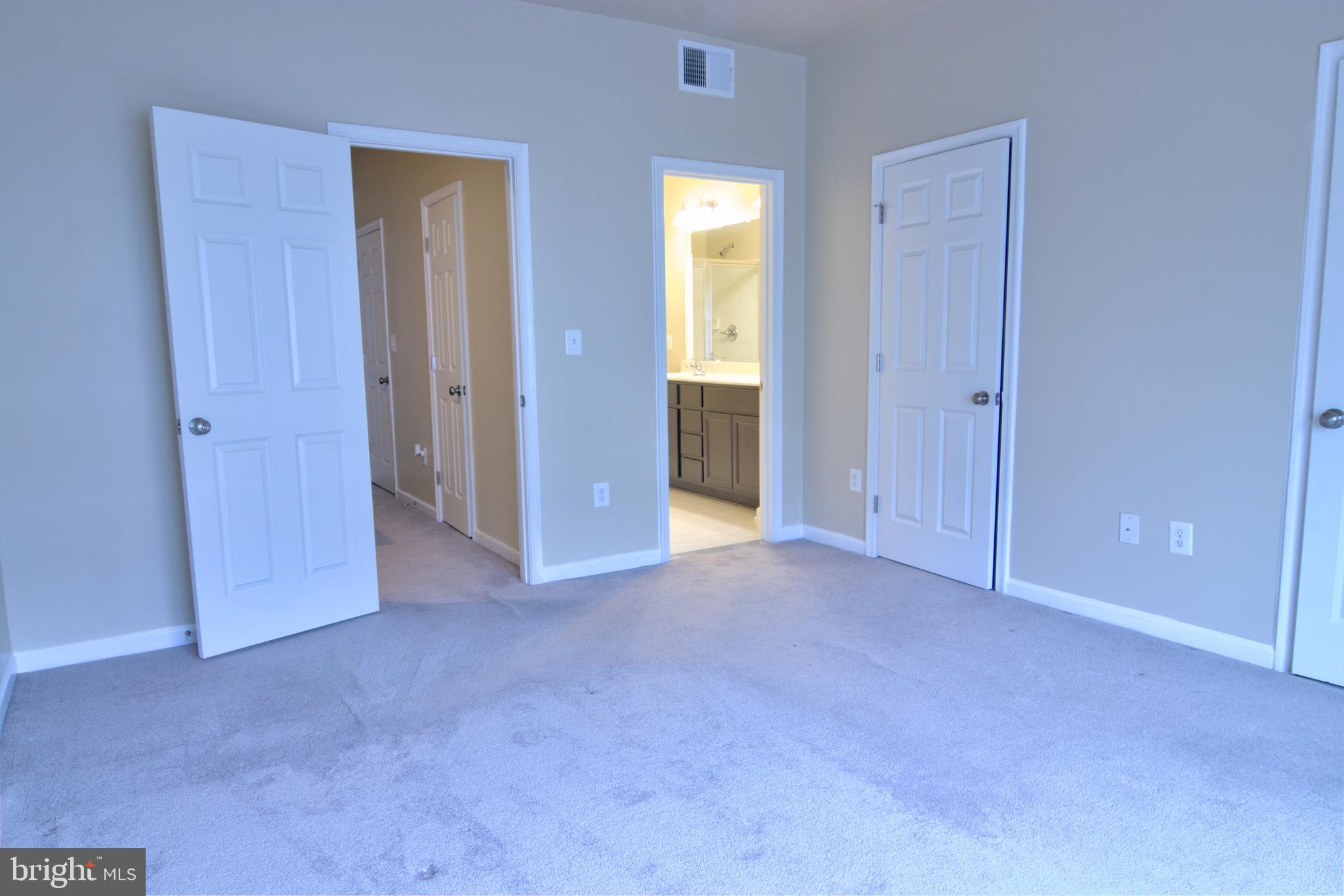 OAKWOOD VILLAGE - Residential Lease