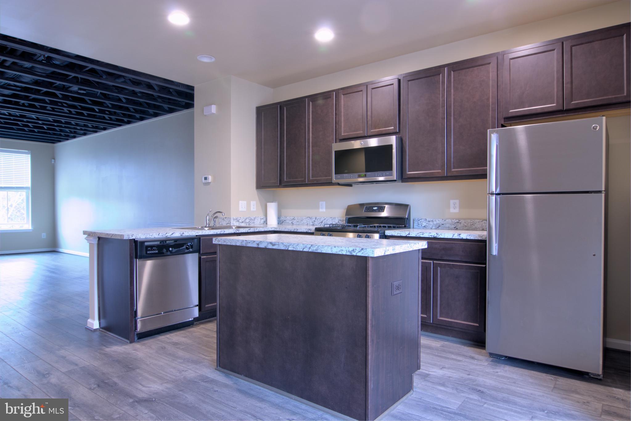 OAKWOOD VILLAGE - Residential Lease