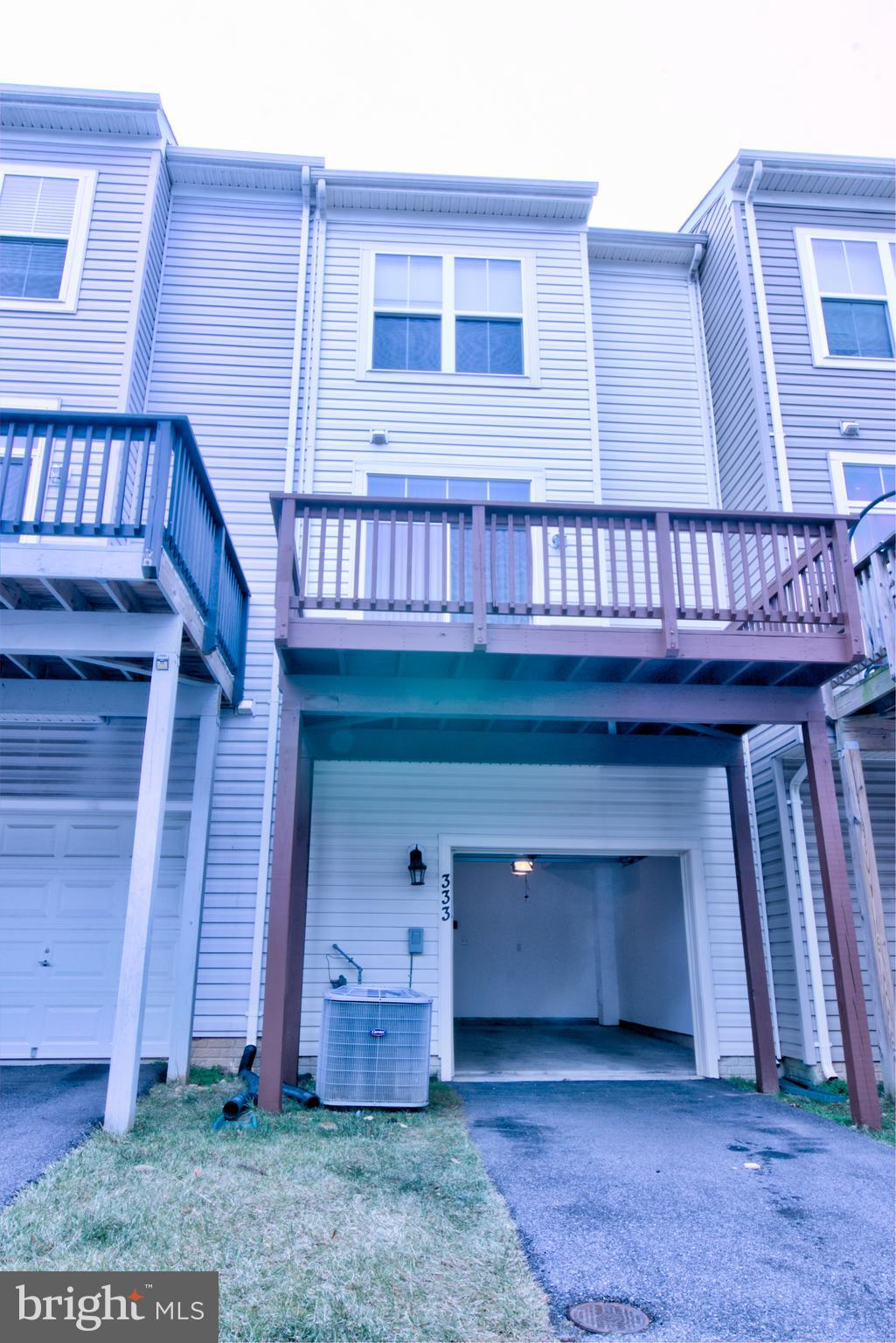 OAKWOOD VILLAGE - Residential Lease