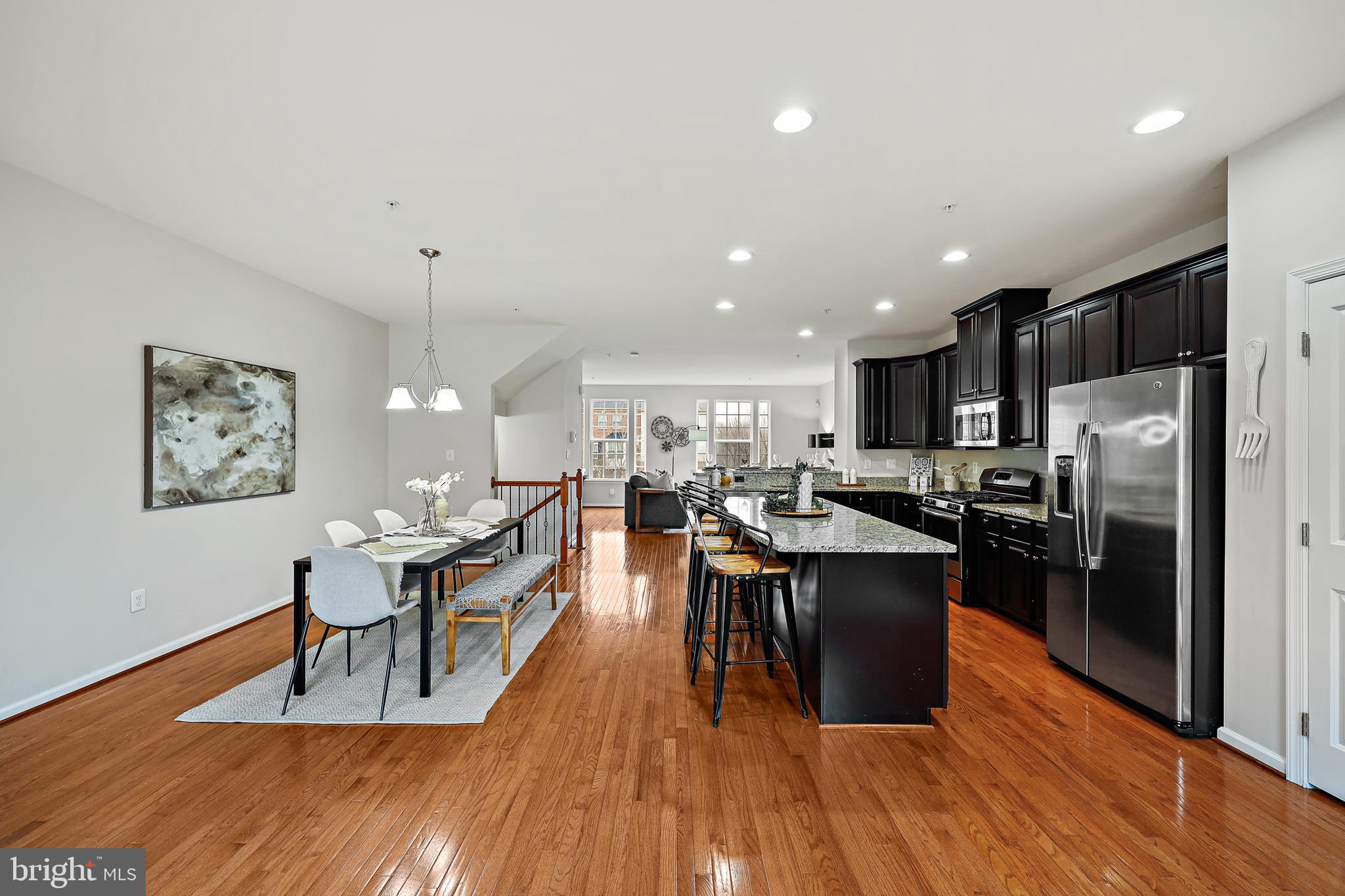 THE PARK AT ADDISON METRO - Residential