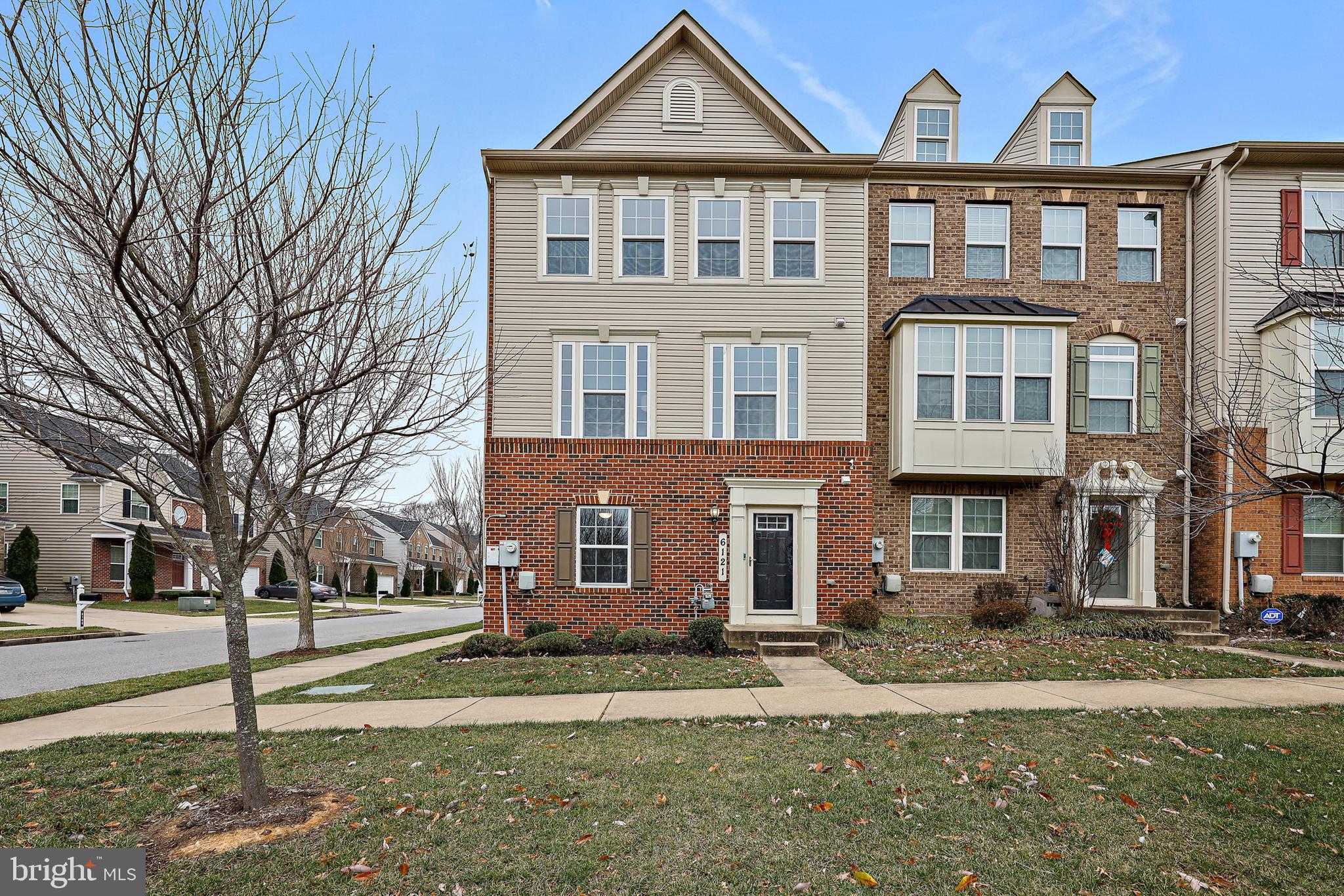 THE PARK AT ADDISON METRO - Residential