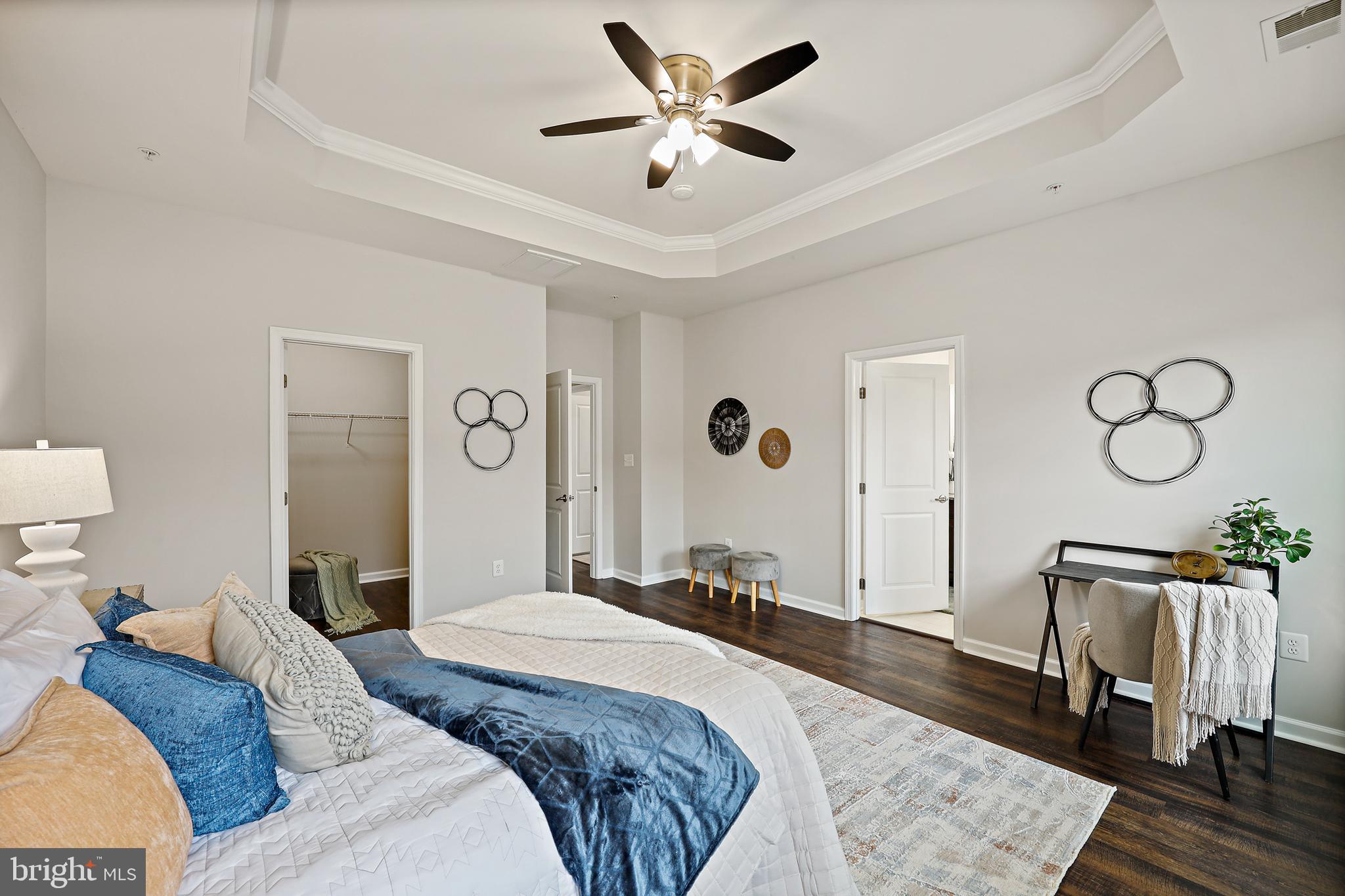 THE PARK AT ADDISON METRO - Residential