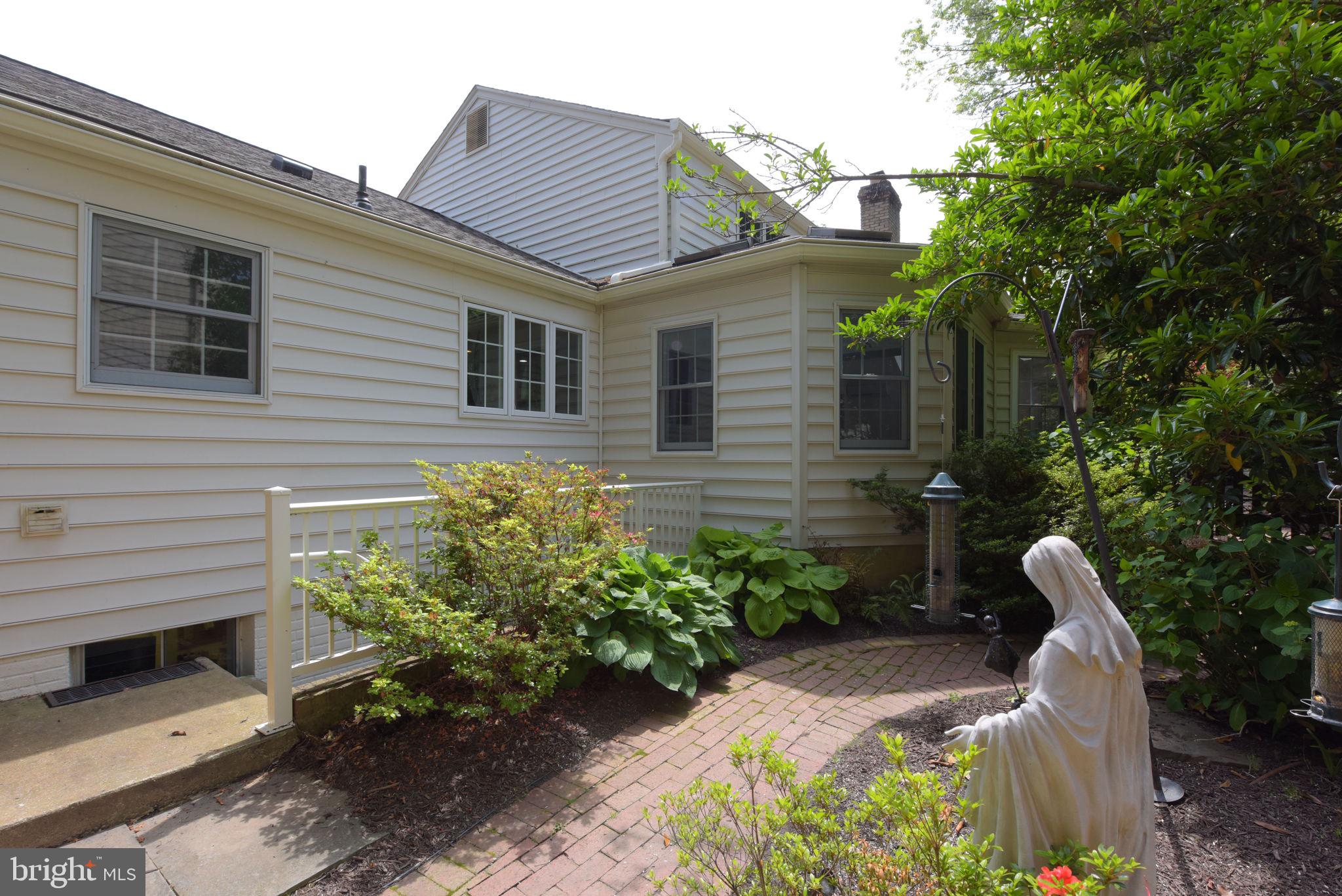 SEMINARY RIDGE - Residential
