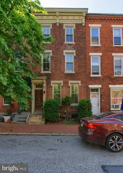 119 Cumberland Street, Harrisburg, PA MLS: PADA2042958