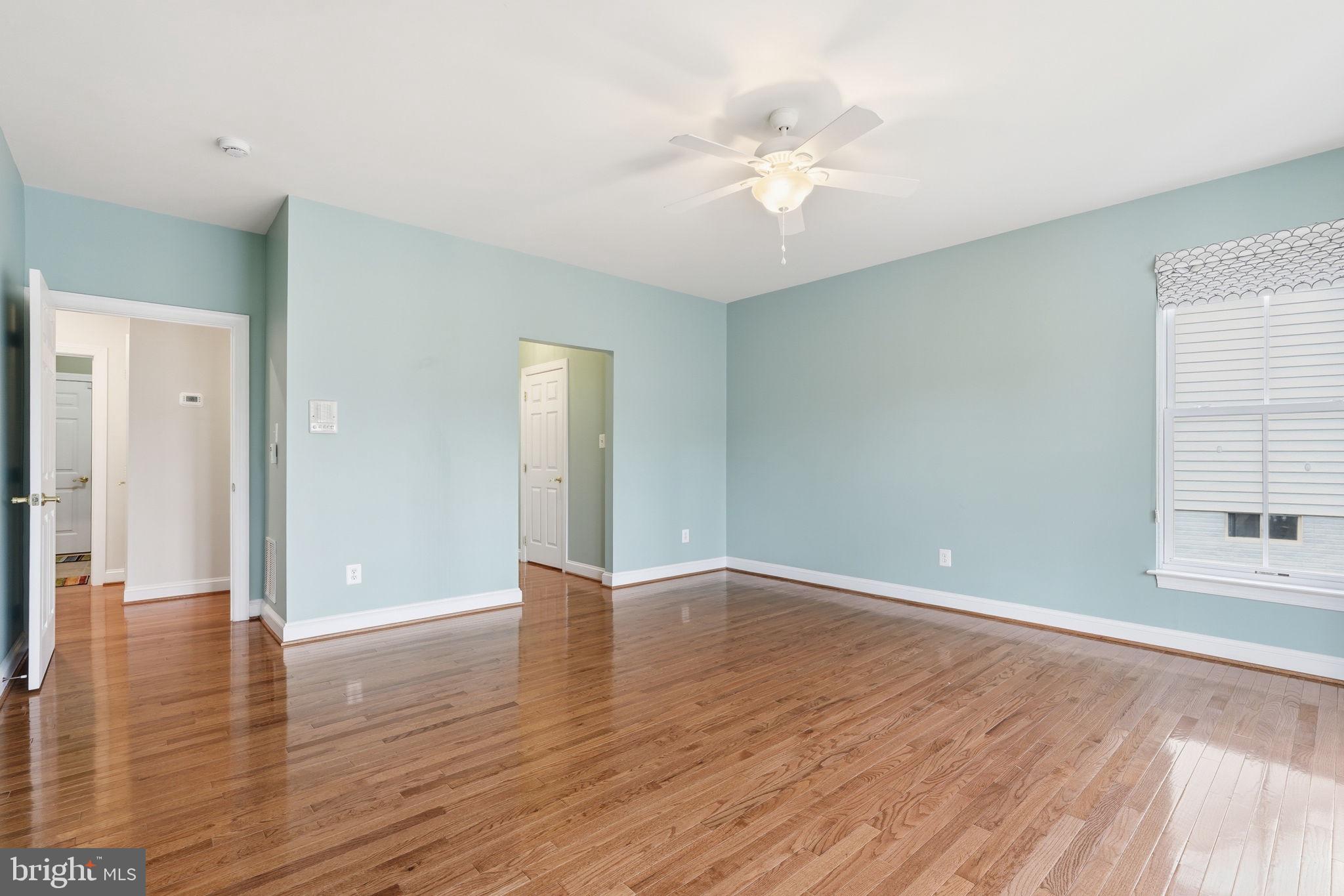 SHENANDOAH, LAKE FREDERICK - Residential