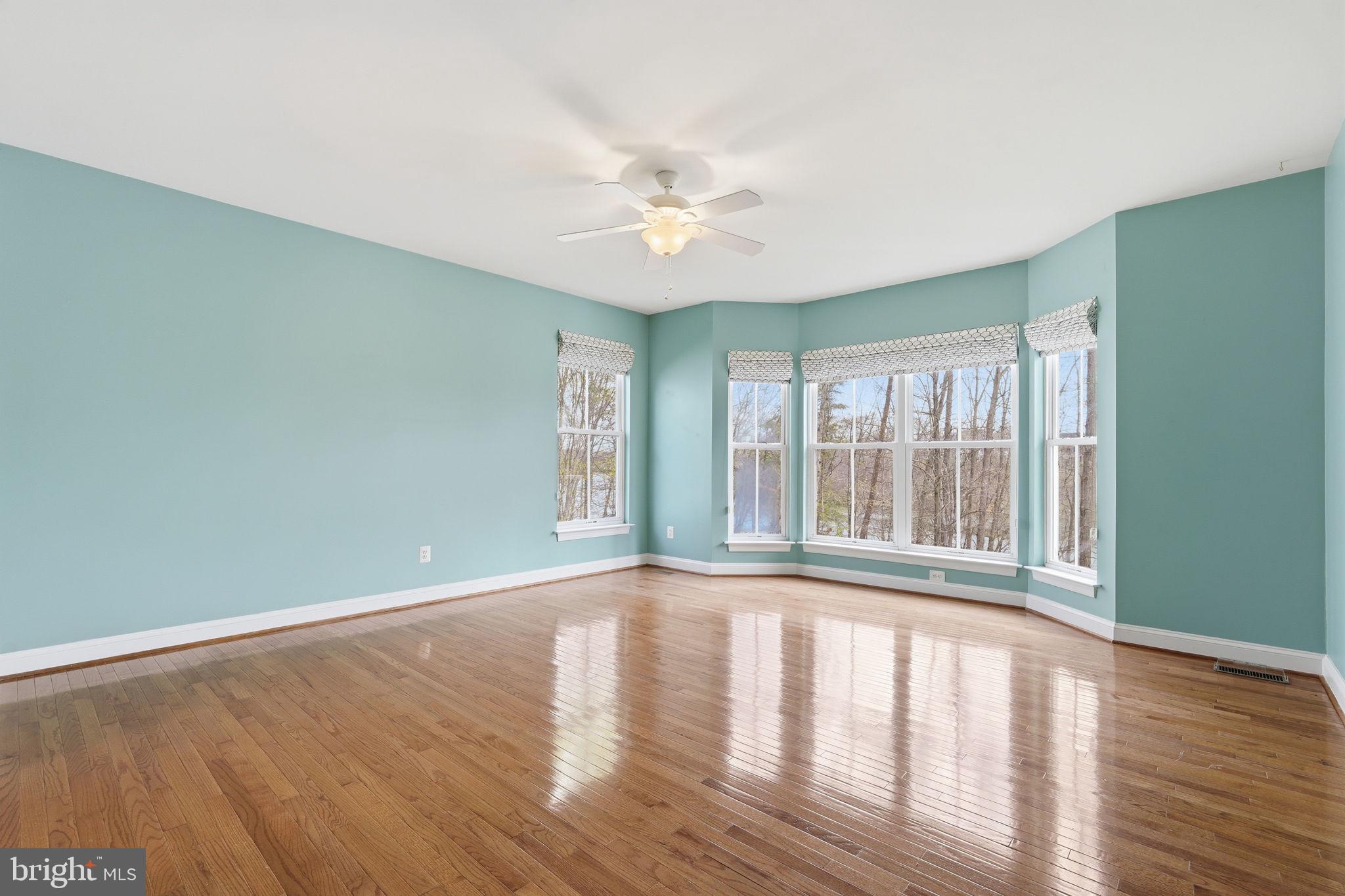 SHENANDOAH, LAKE FREDERICK - Residential