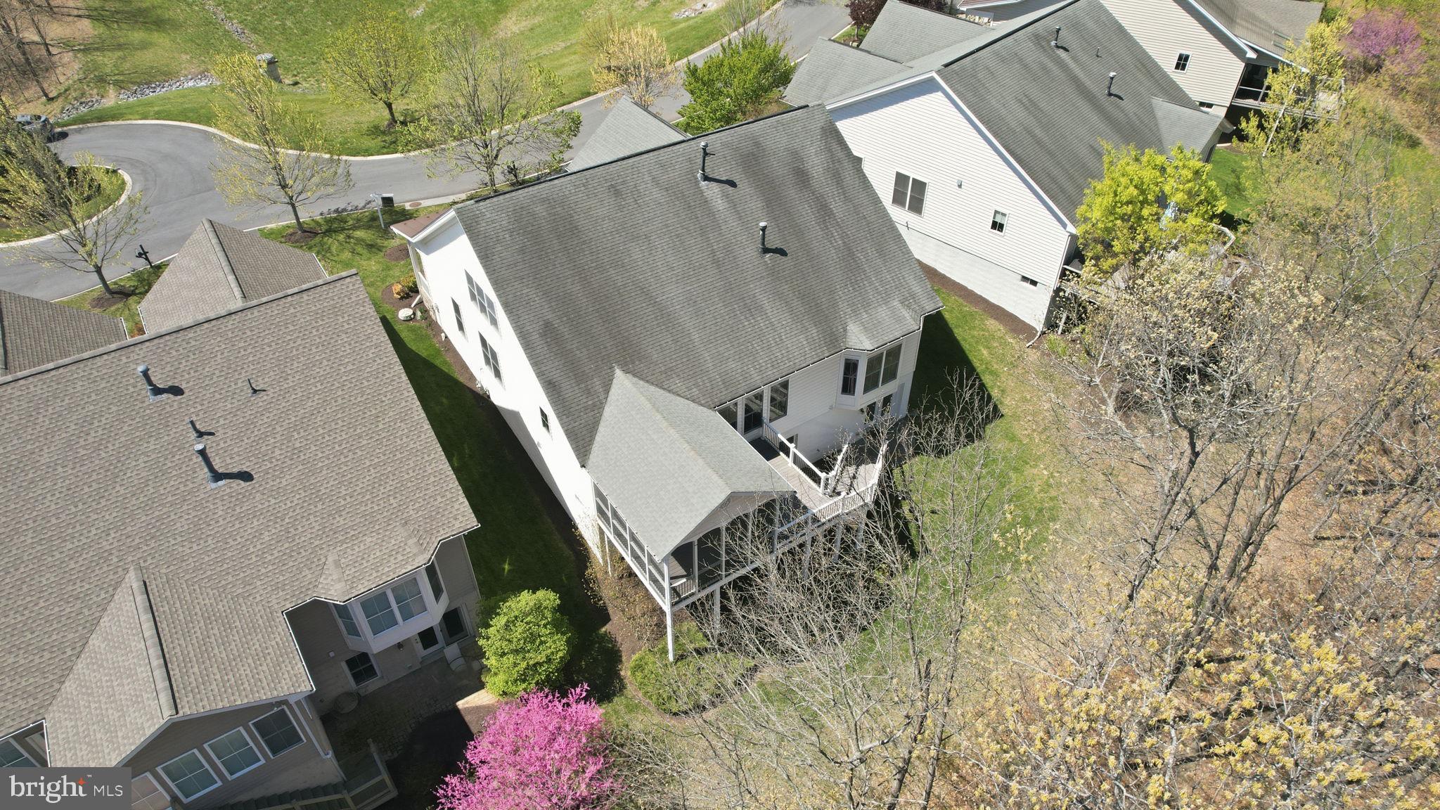 SHENANDOAH, LAKE FREDERICK - Residential