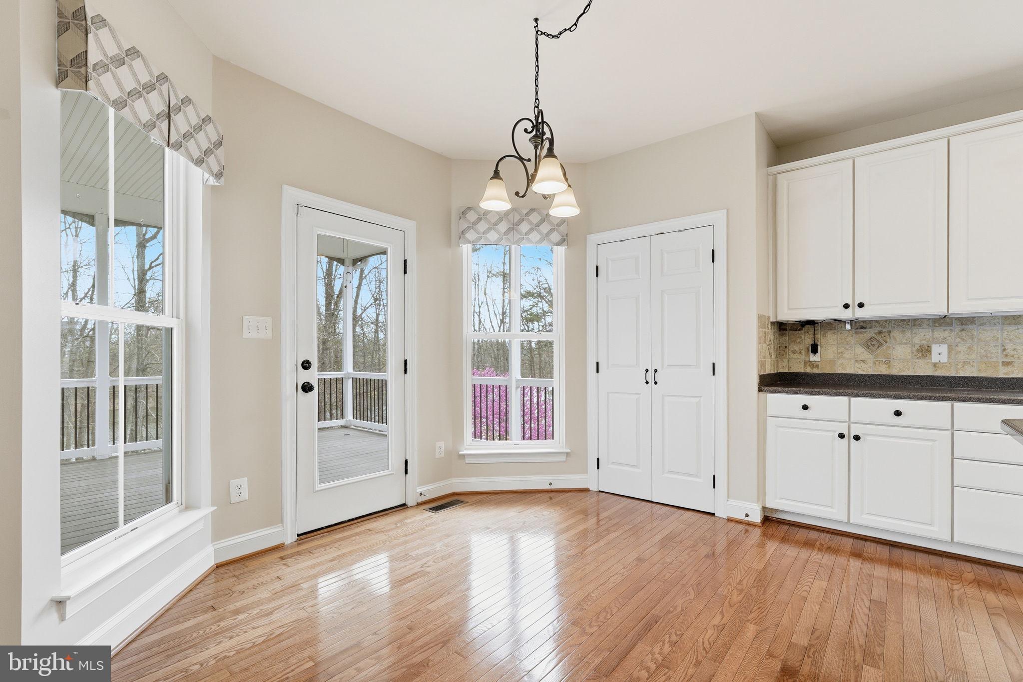 SHENANDOAH, LAKE FREDERICK - Residential