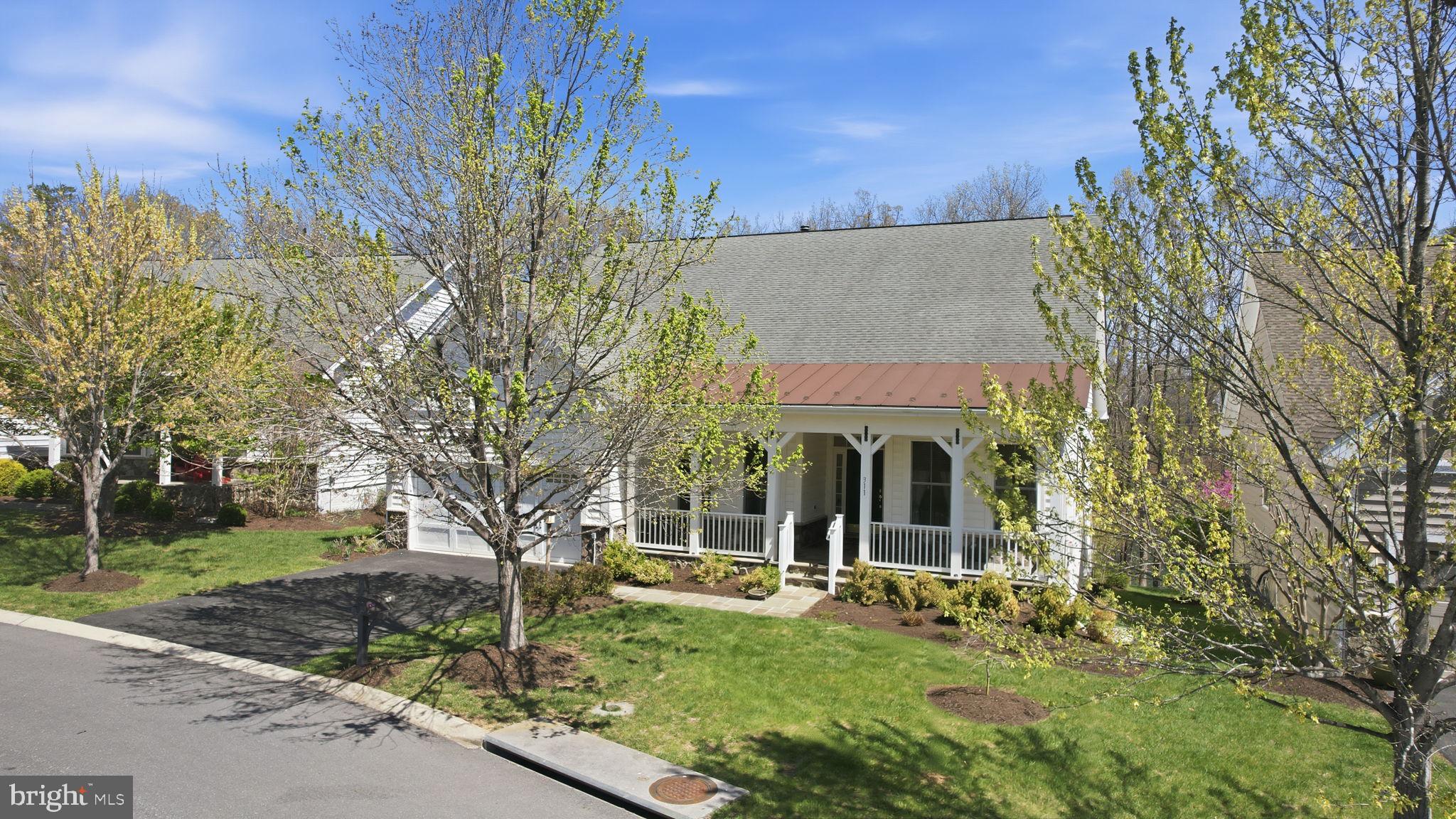 SHENANDOAH, LAKE FREDERICK - Residential