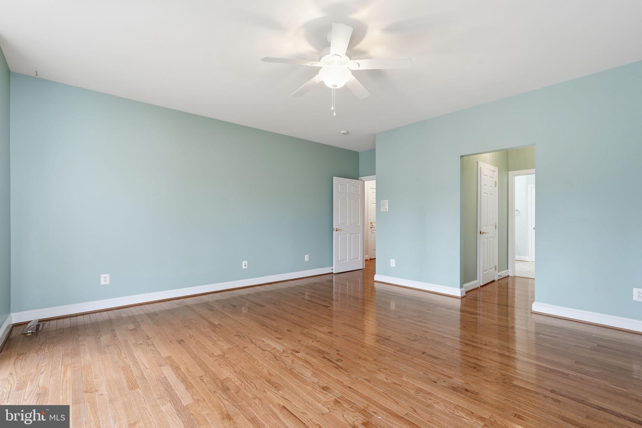 SHENANDOAH, LAKE FREDERICK - Residential