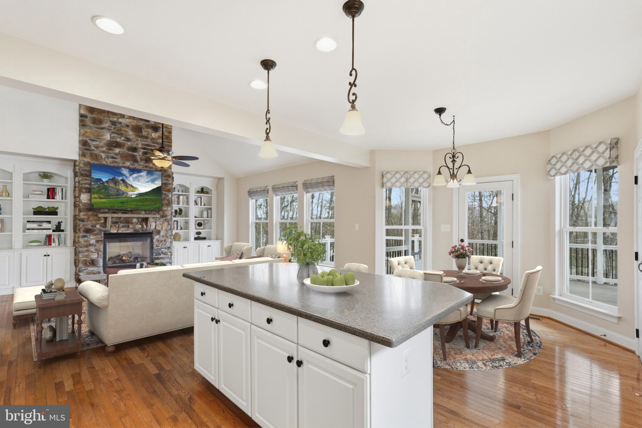 SHENANDOAH, LAKE FREDERICK - Residential