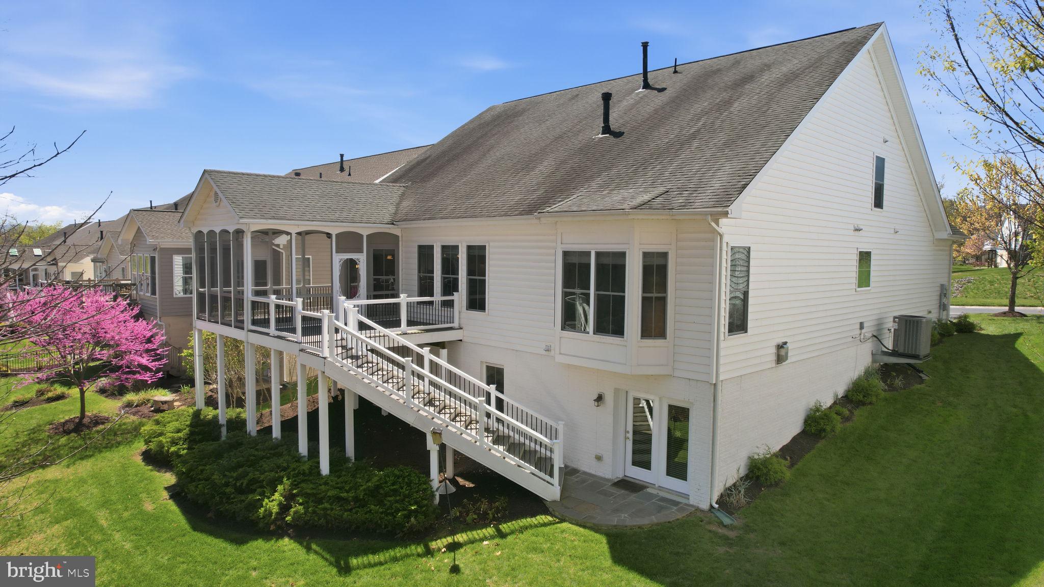 SHENANDOAH, LAKE FREDERICK - Residential