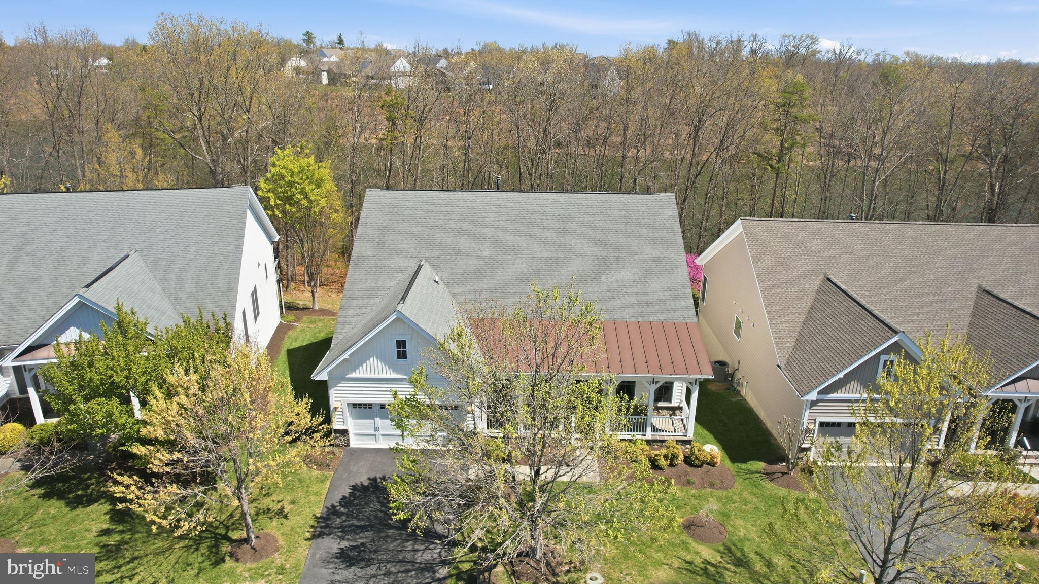 SHENANDOAH, LAKE FREDERICK - Residential