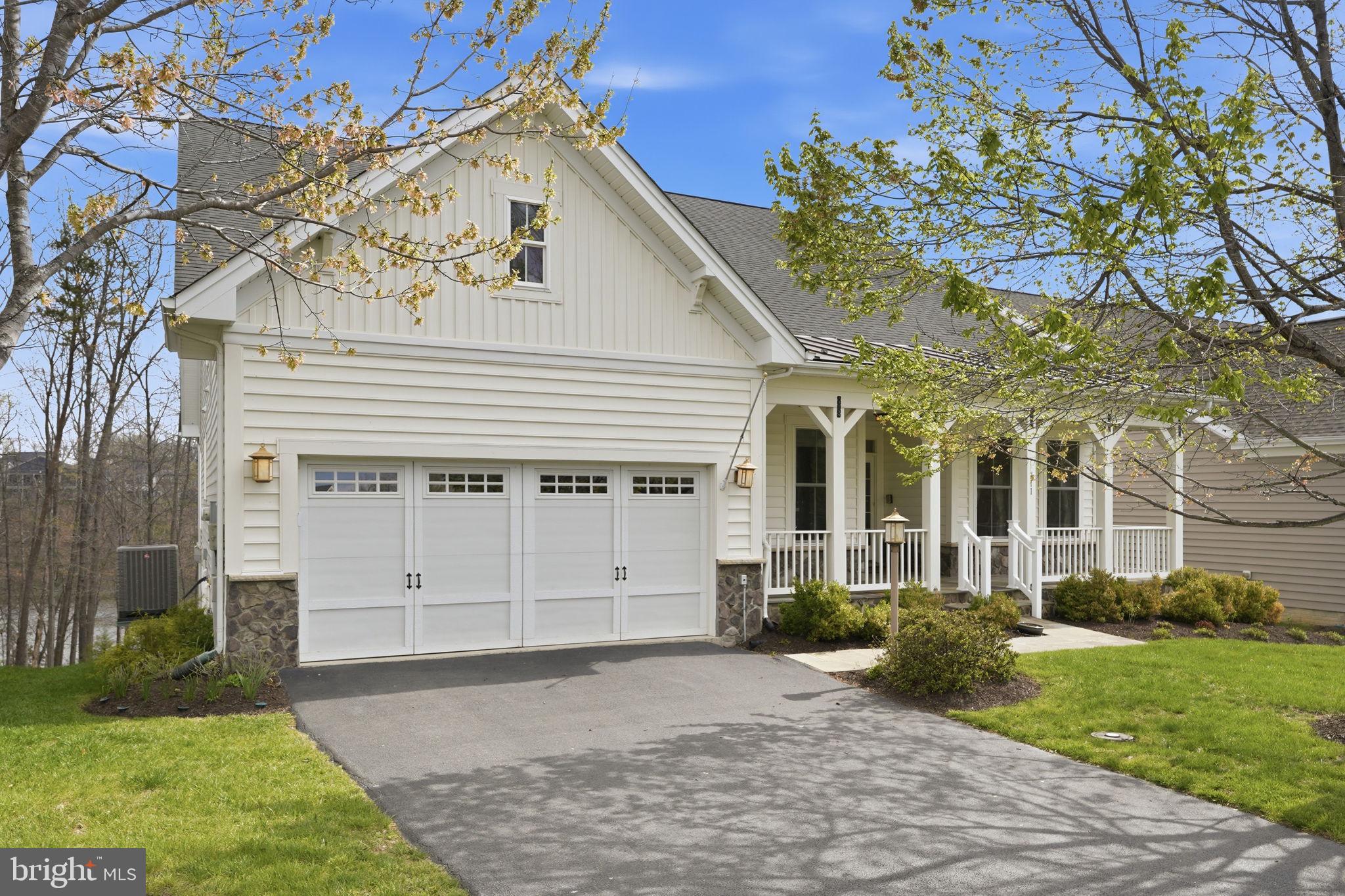 SHENANDOAH, LAKE FREDERICK - Residential