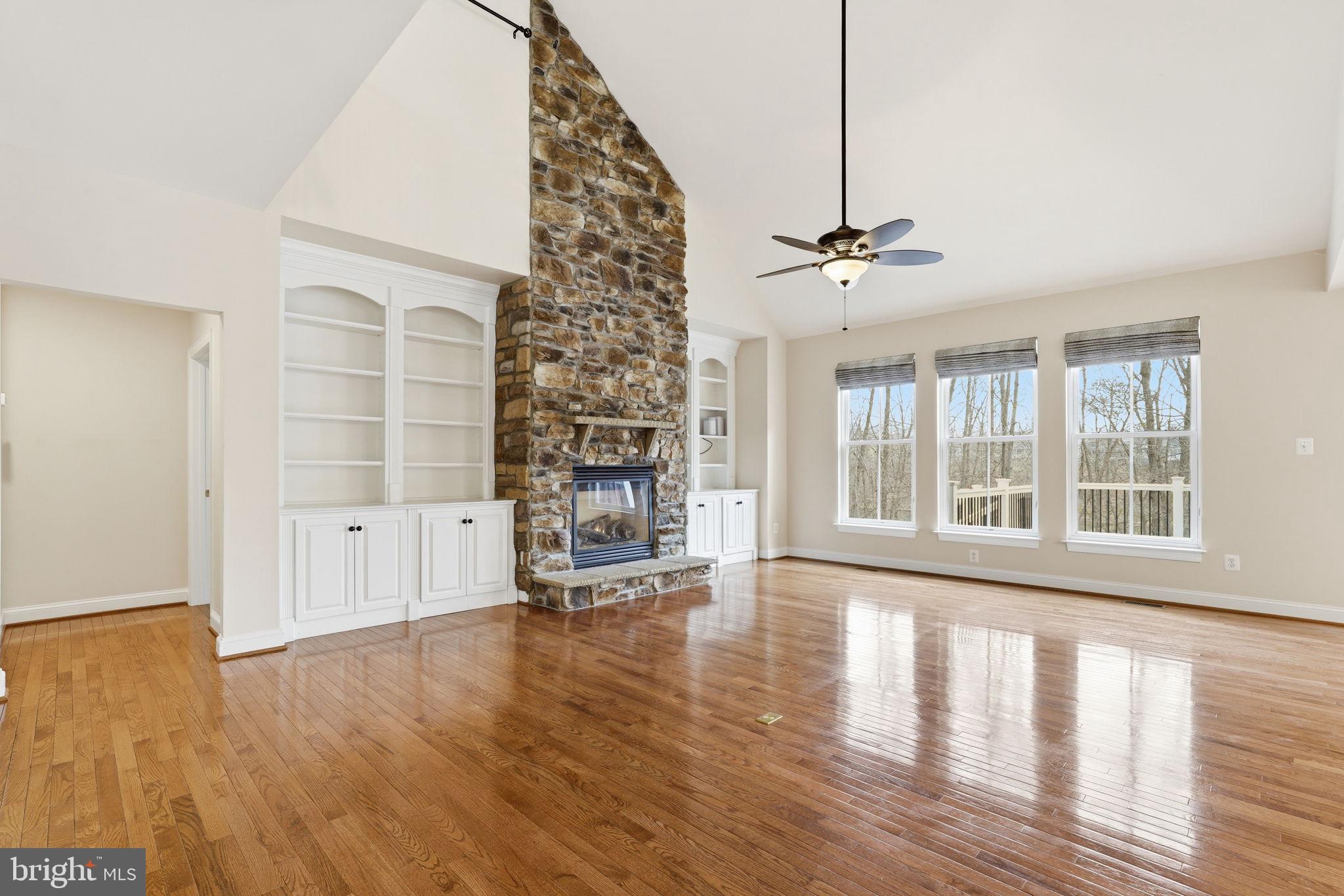 SHENANDOAH, LAKE FREDERICK - Residential