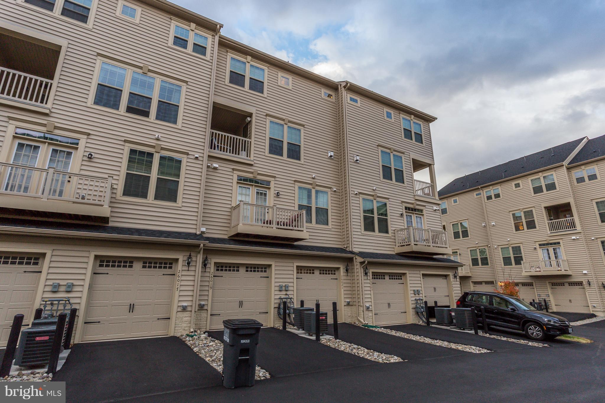 VIRGINIA MANOR CONDOMINIUM - Residential