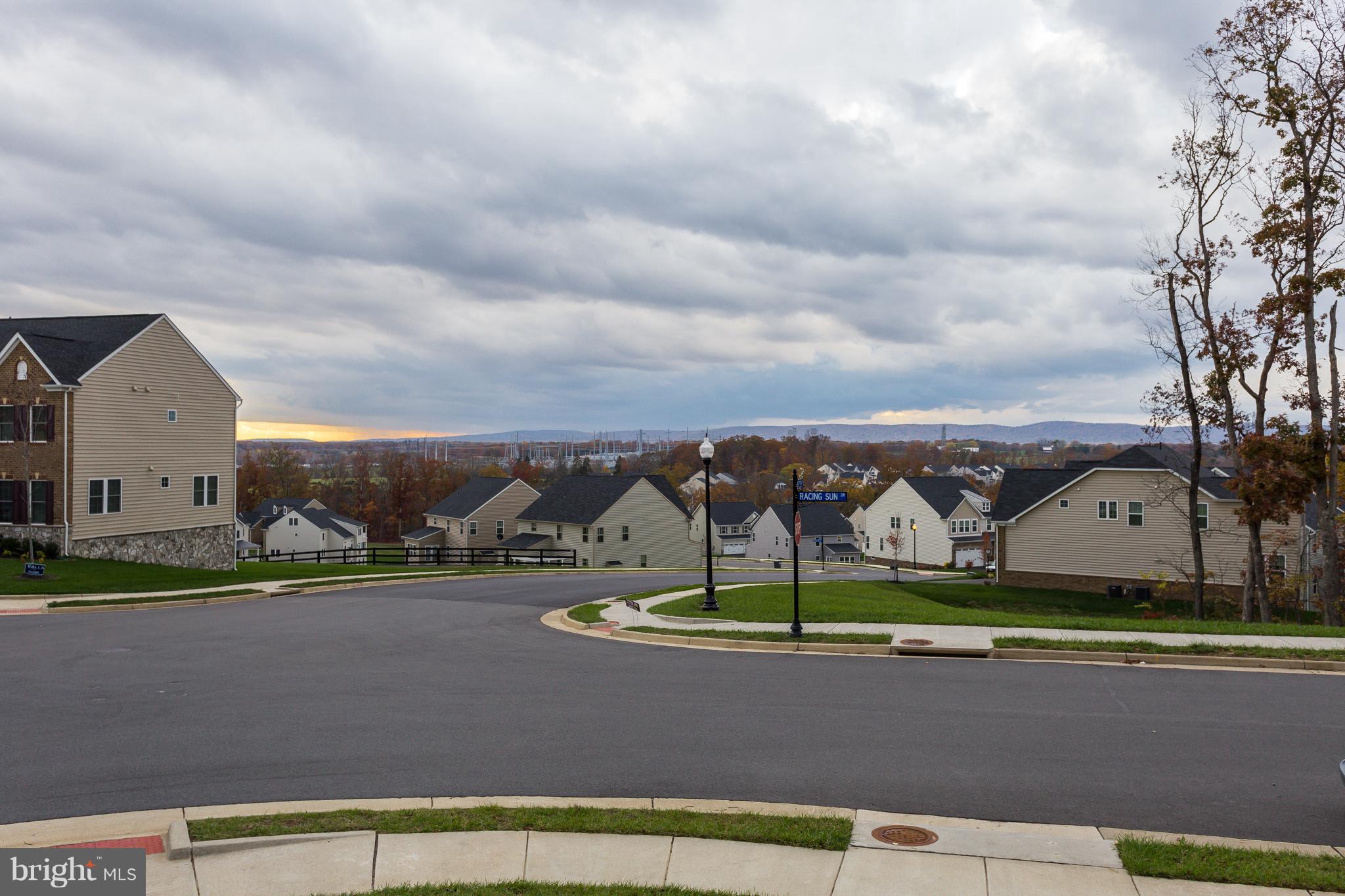 VIRGINIA MANOR CONDOMINIUM - Residential