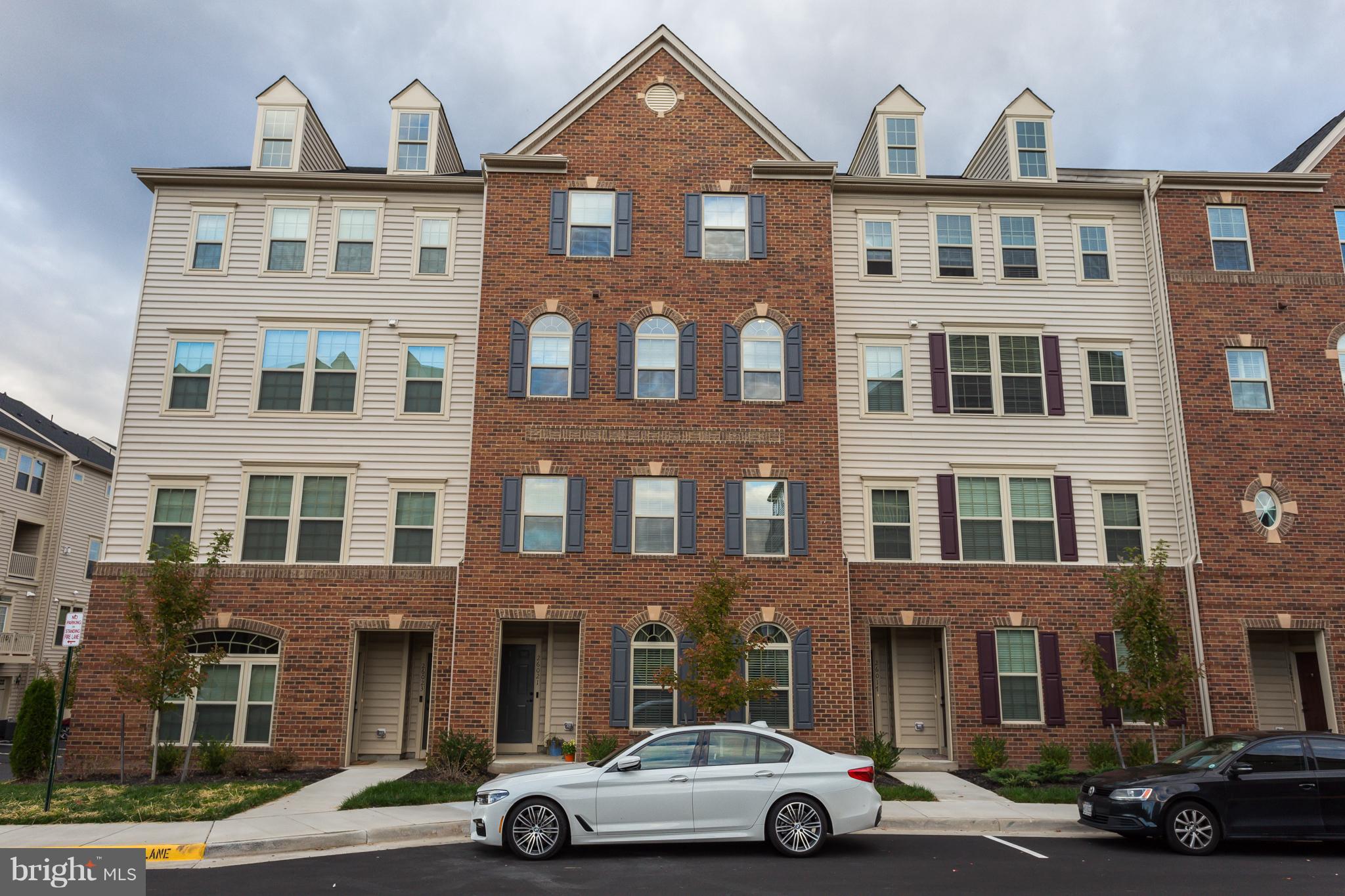 VIRGINIA MANOR CONDOMINIUM - Residential