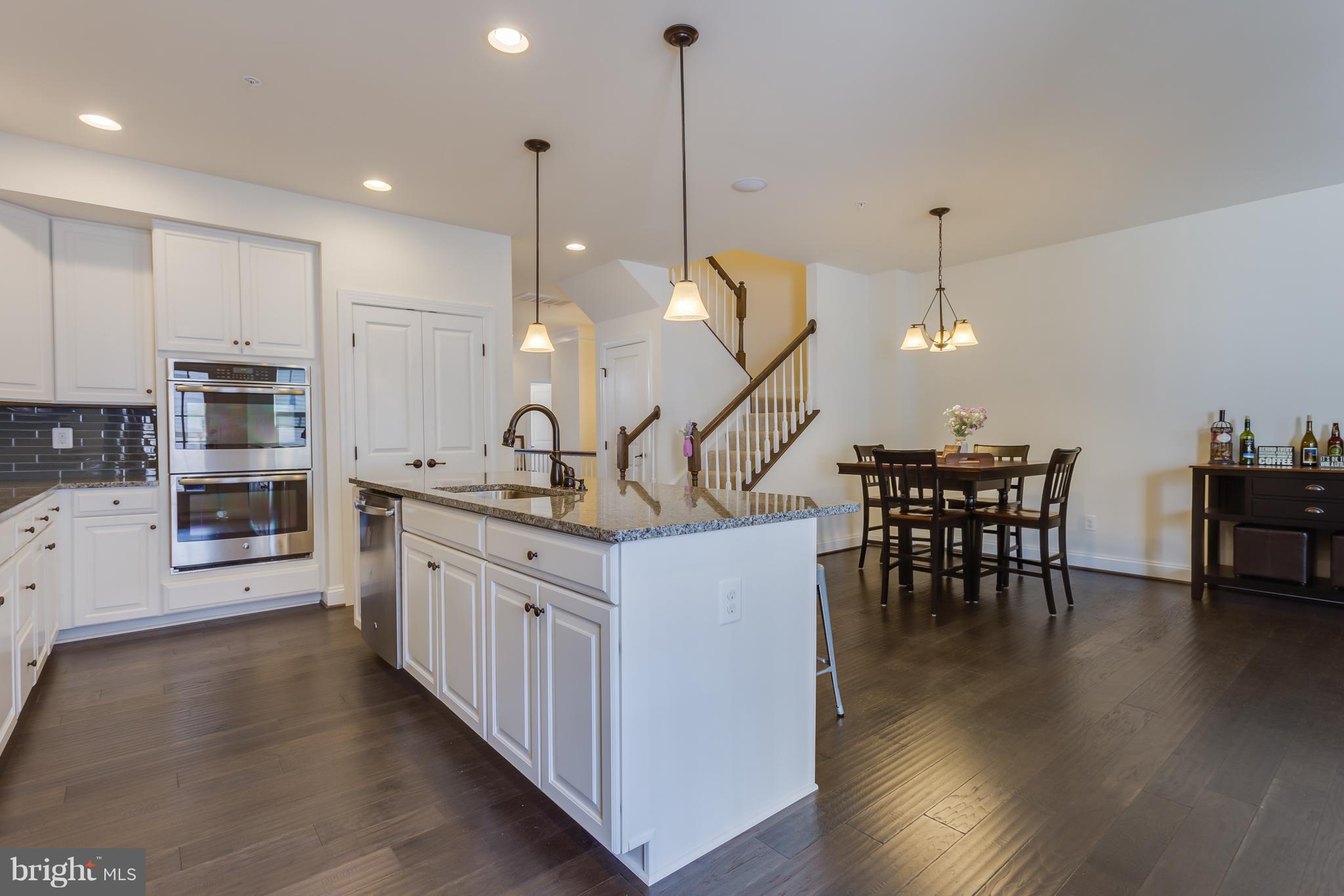 VIRGINIA MANOR CONDOMINIUM - Residential