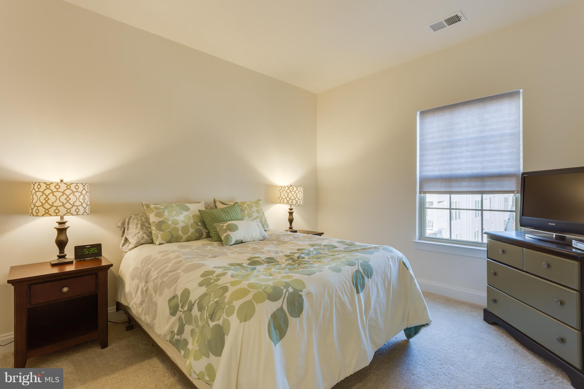 VIRGINIA MANOR CONDOMINIUM - Residential