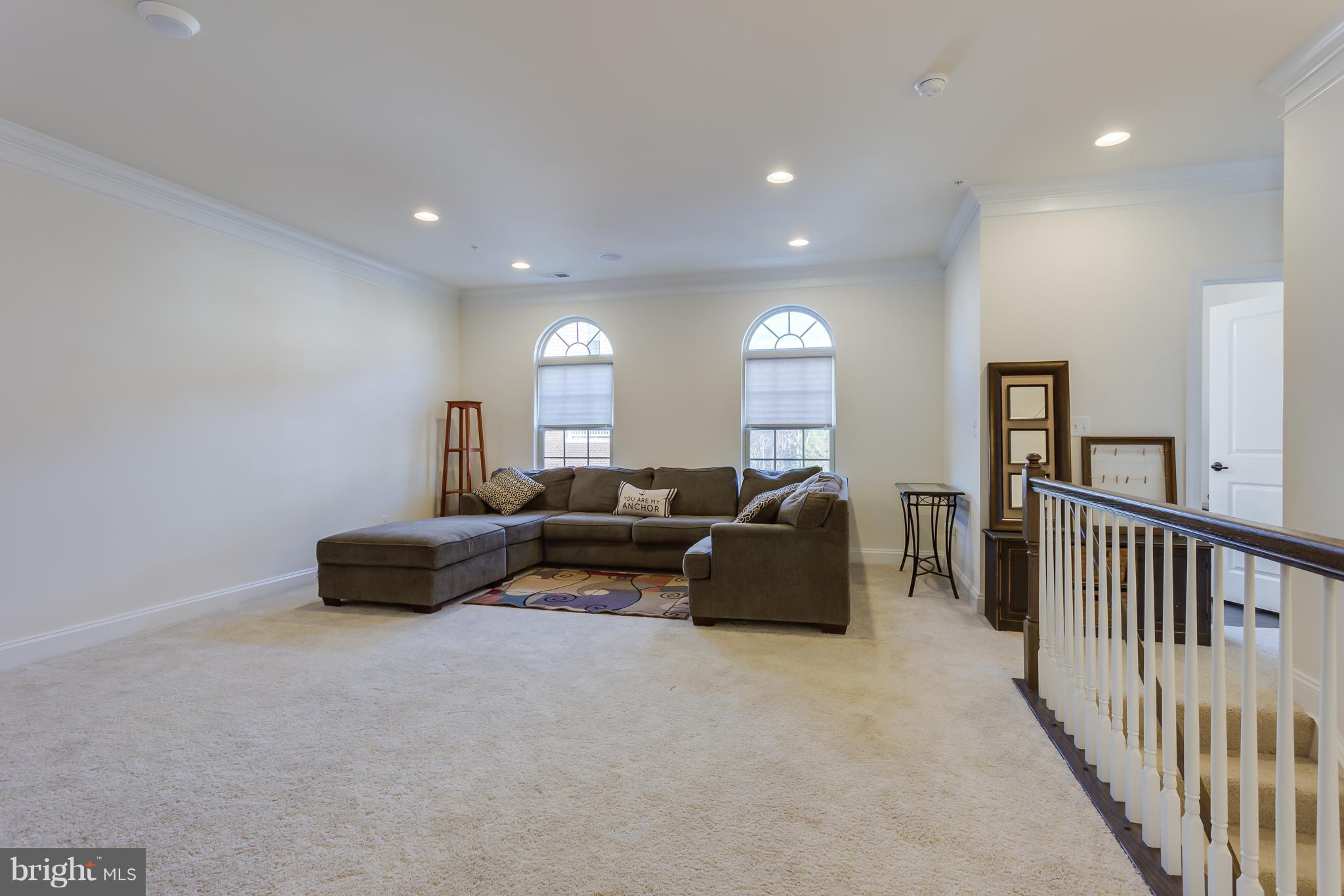 VIRGINIA MANOR CONDOMINIUM - Residential