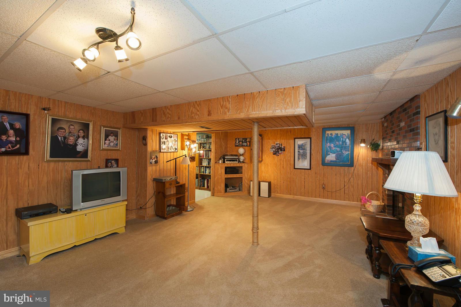 OAKRIDGE - Residential