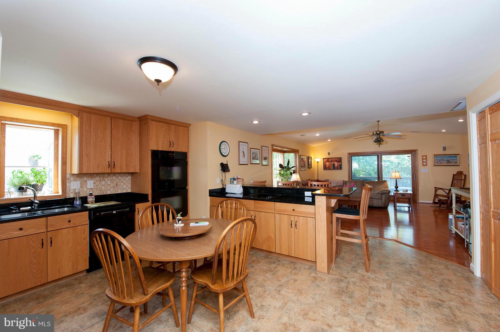 OAKRIDGE - Residential