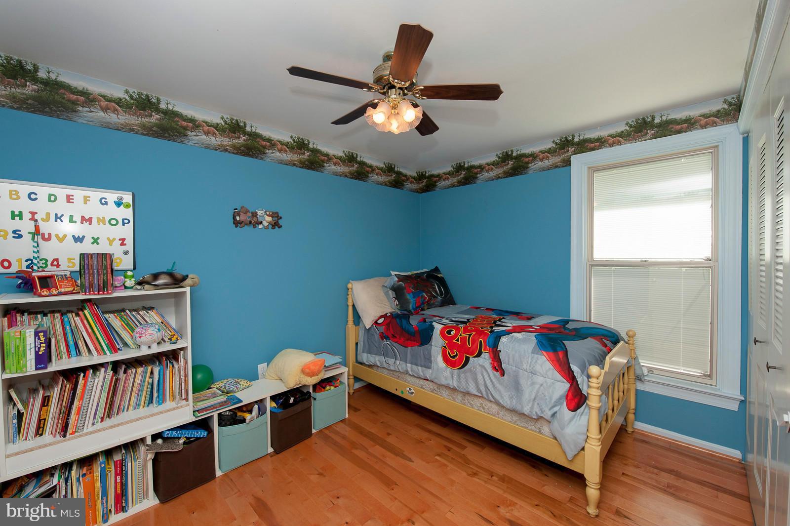 OAKRIDGE - Residential