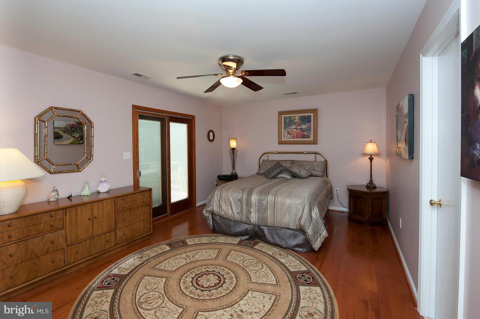 OAKRIDGE - Residential