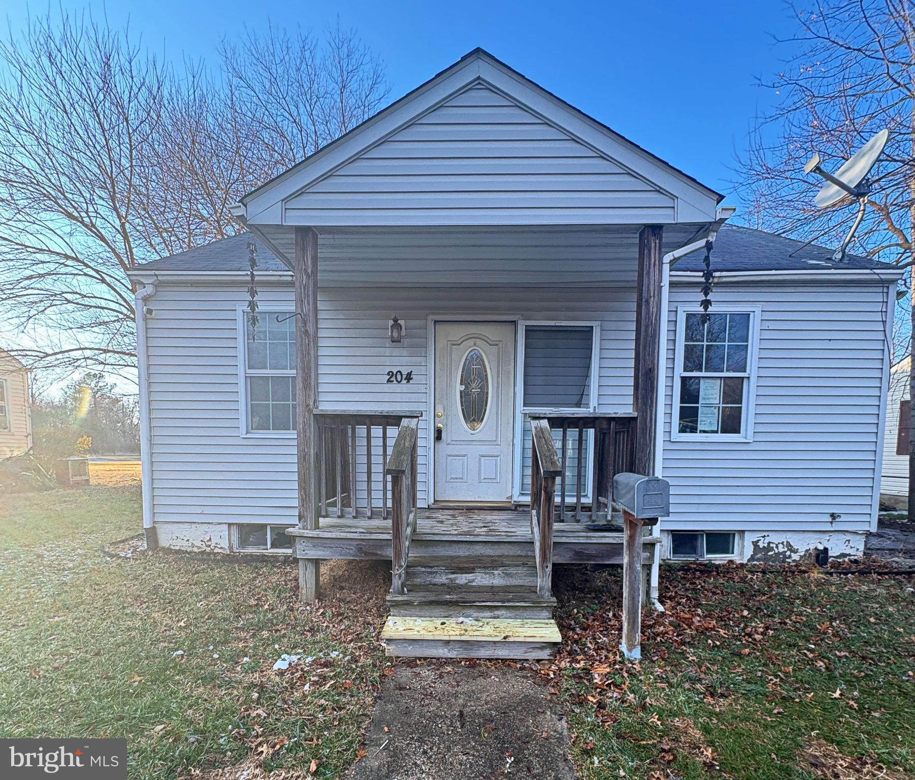 LYNDHURST - Residential