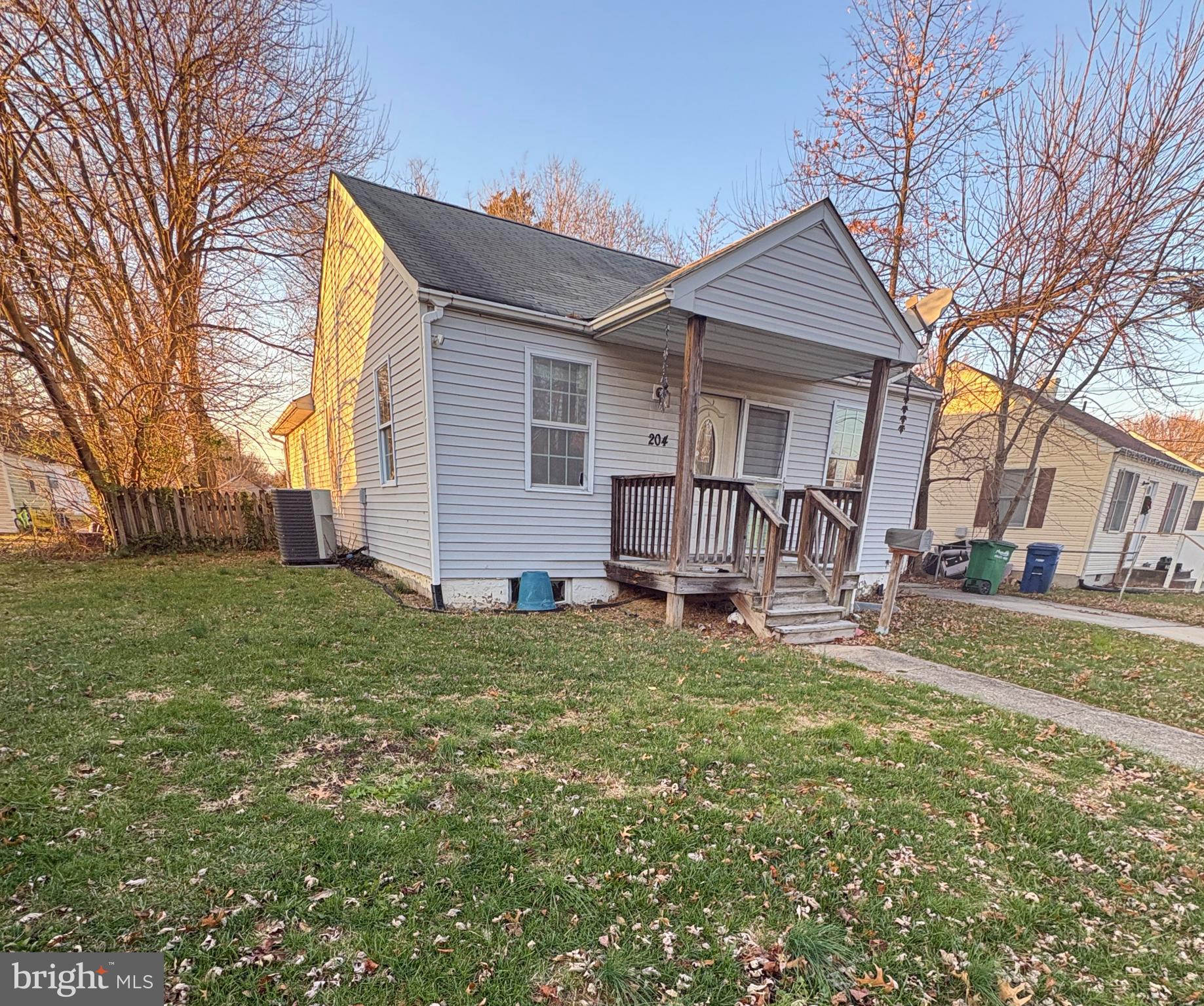 LYNDHURST - Residential