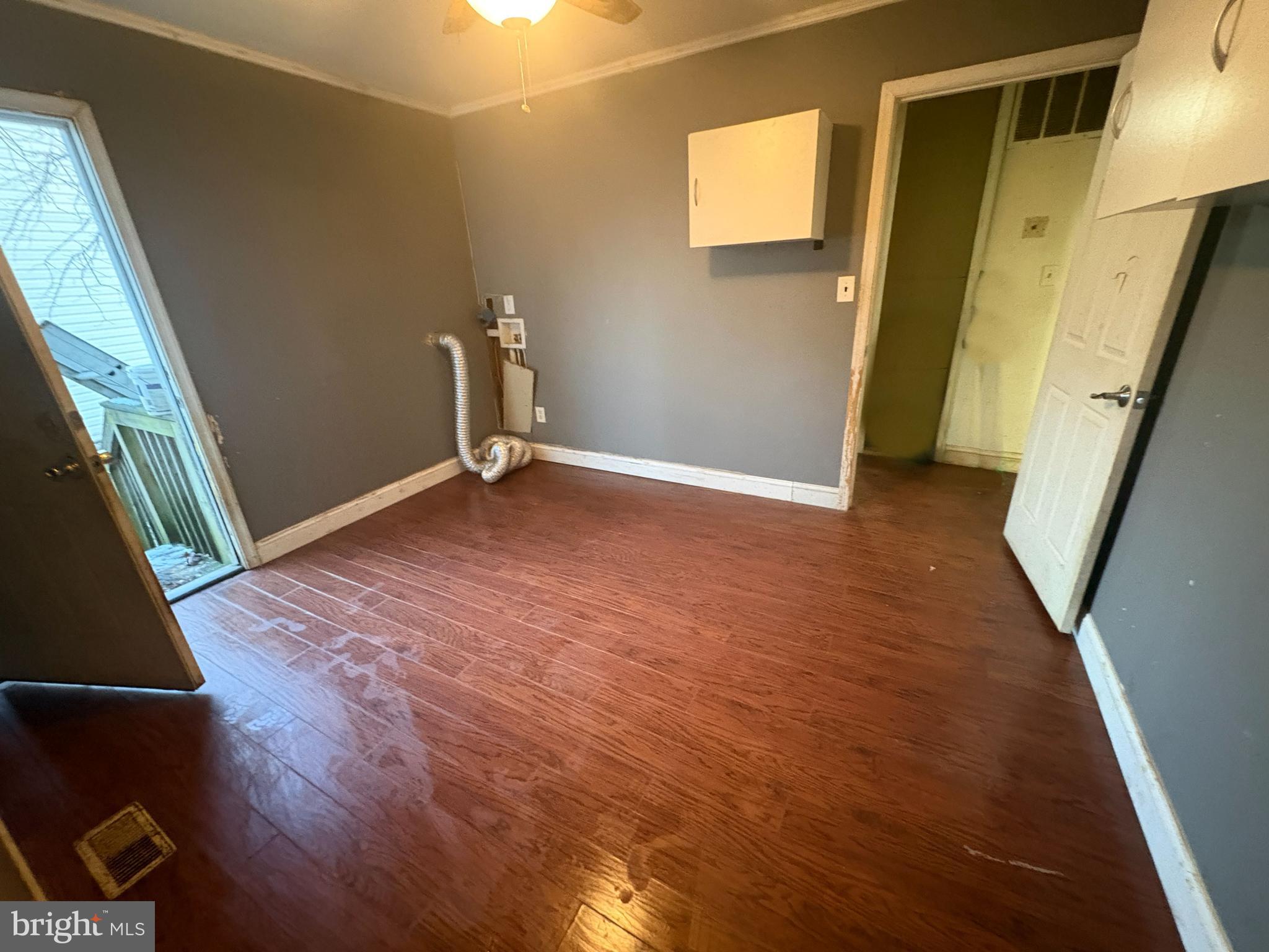 LYNDHURST - Residential