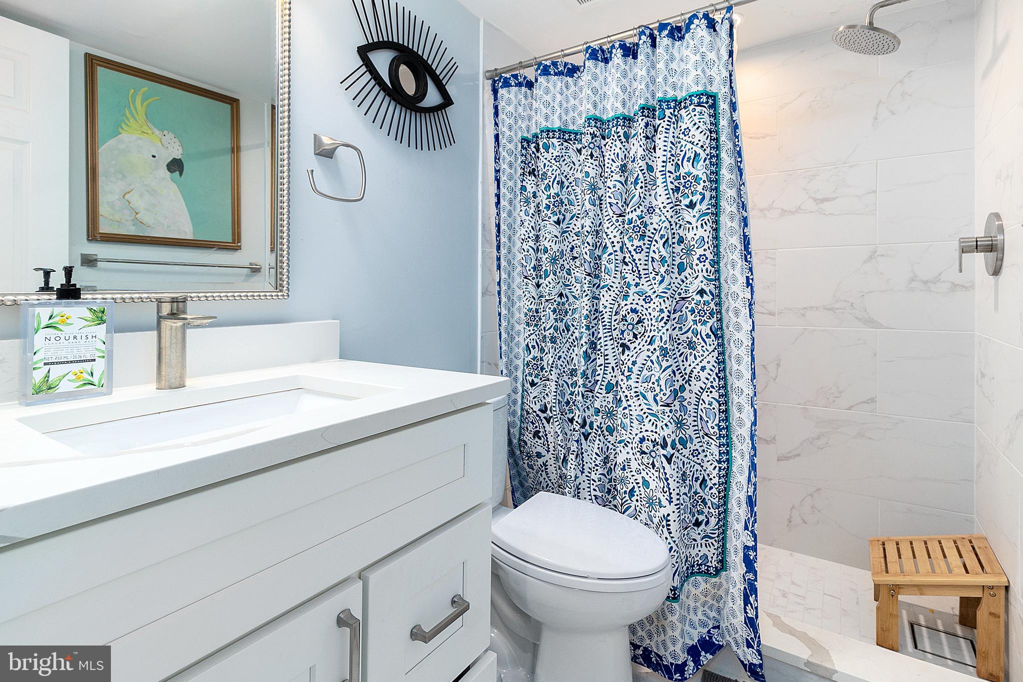 SAXONY SQUARE - Residential