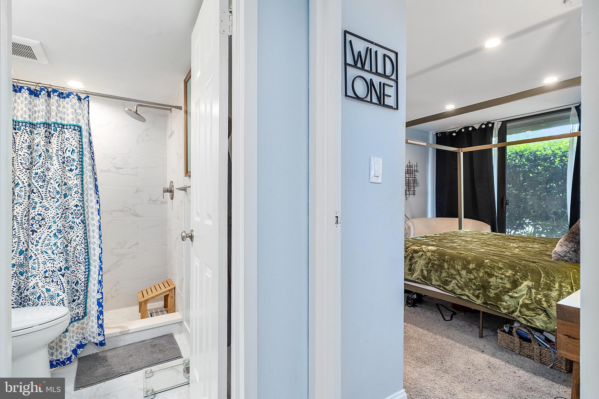 SAXONY SQUARE - Residential