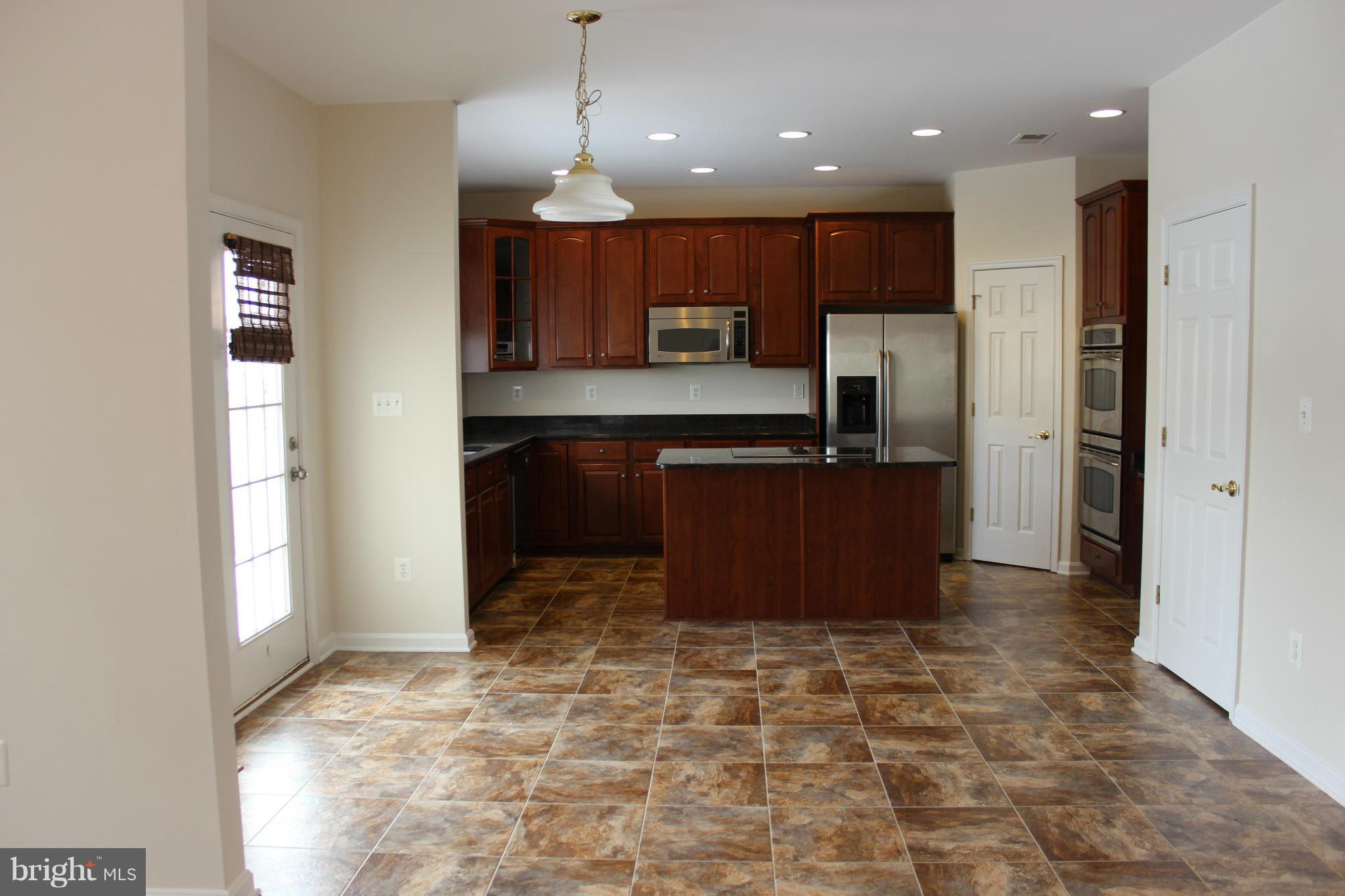 NORTH BROOK - Residential