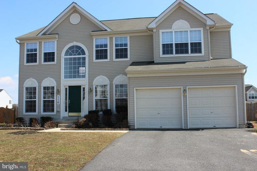 Taking Back-ups, Don't miss out on this great home, just in time for spring.Gourmet Kitchen w/ granite, tile flooring and stainless appliances.Main level bedroom or guest room, plus a full bath. Hardwood entrance , all leading to the upper level, boasting 5 ample sized bedrooms,another full bath. Large master suite w/ its own full bath,large walk in closet. Room for all,in the fenced in back yard.