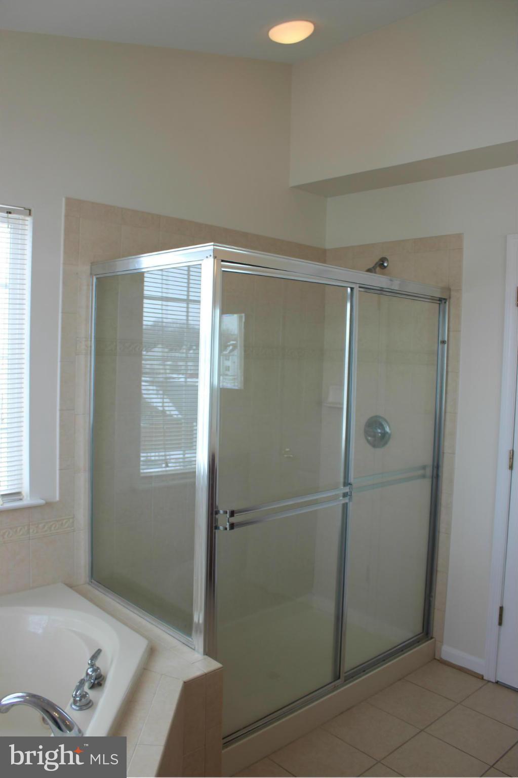 NORTH BROOK - Residential