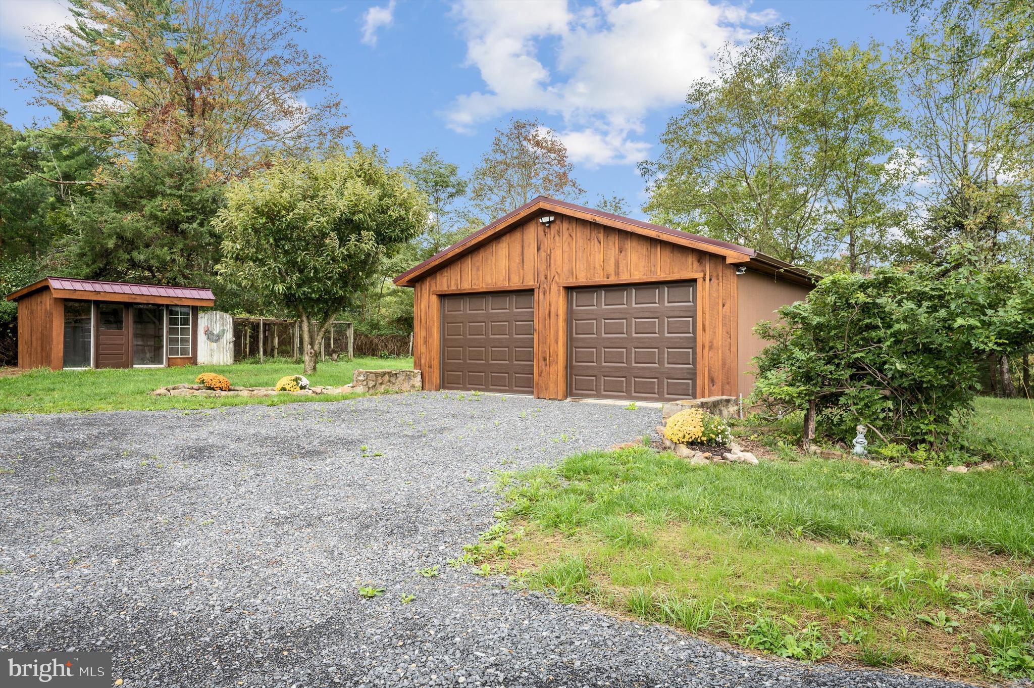 HITOP ESTATES - Residential