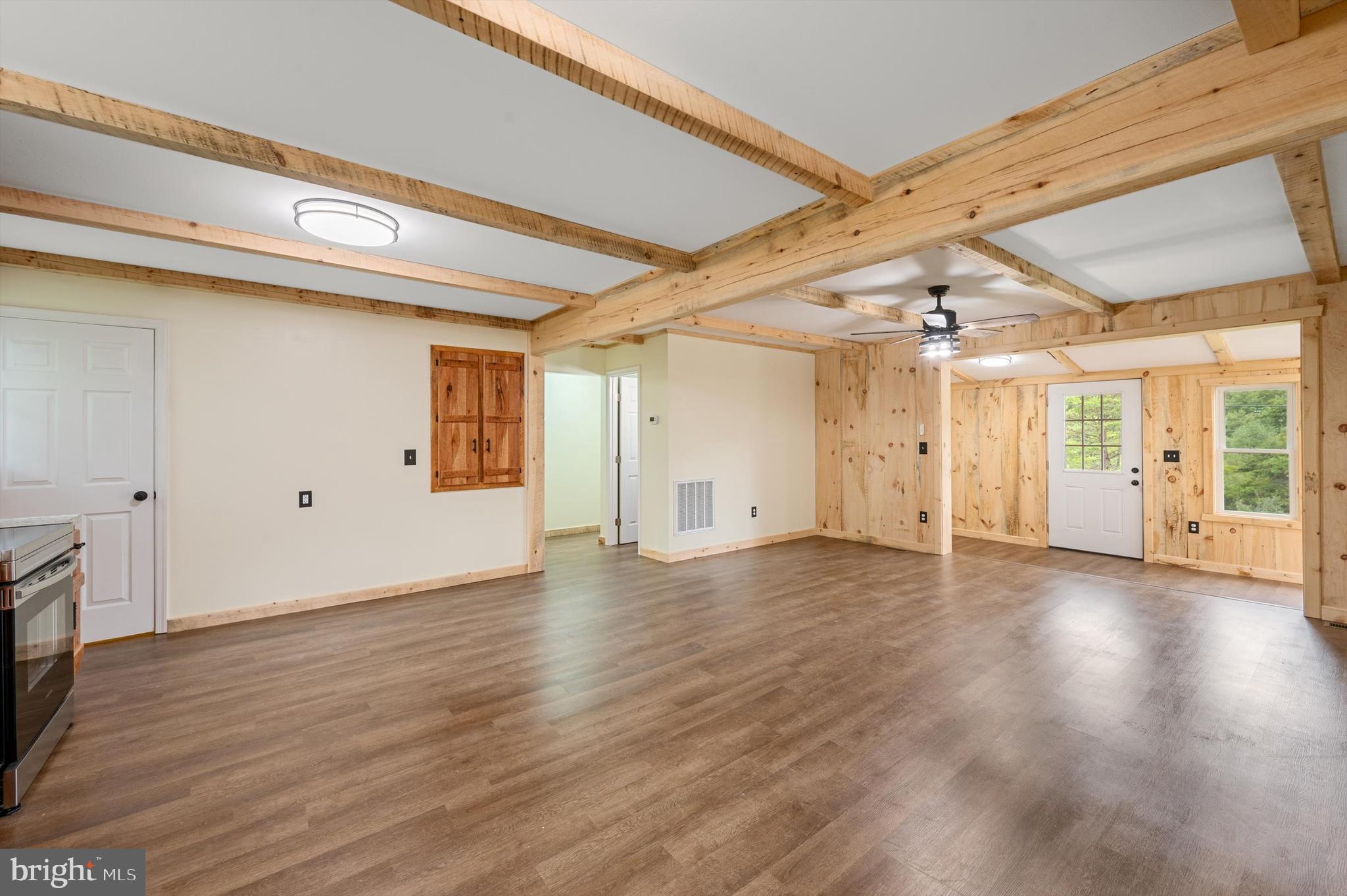 HITOP ESTATES - Residential